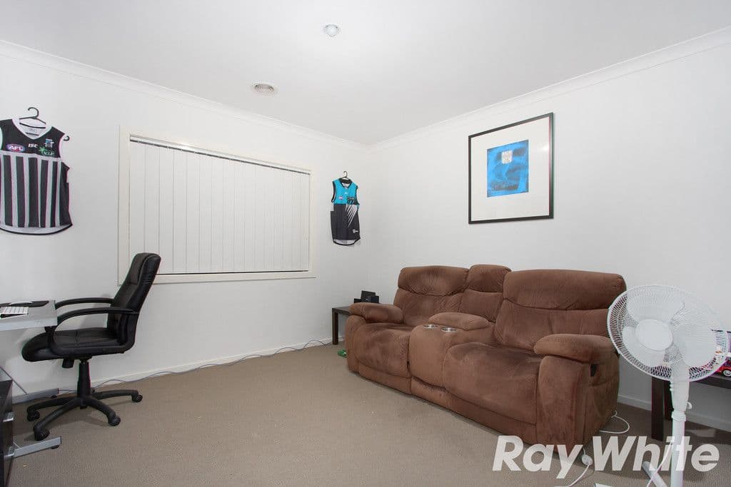 24 Joseph Banks Drive, Pakenham VIC 3810, Pakenham - Thumbnail 7