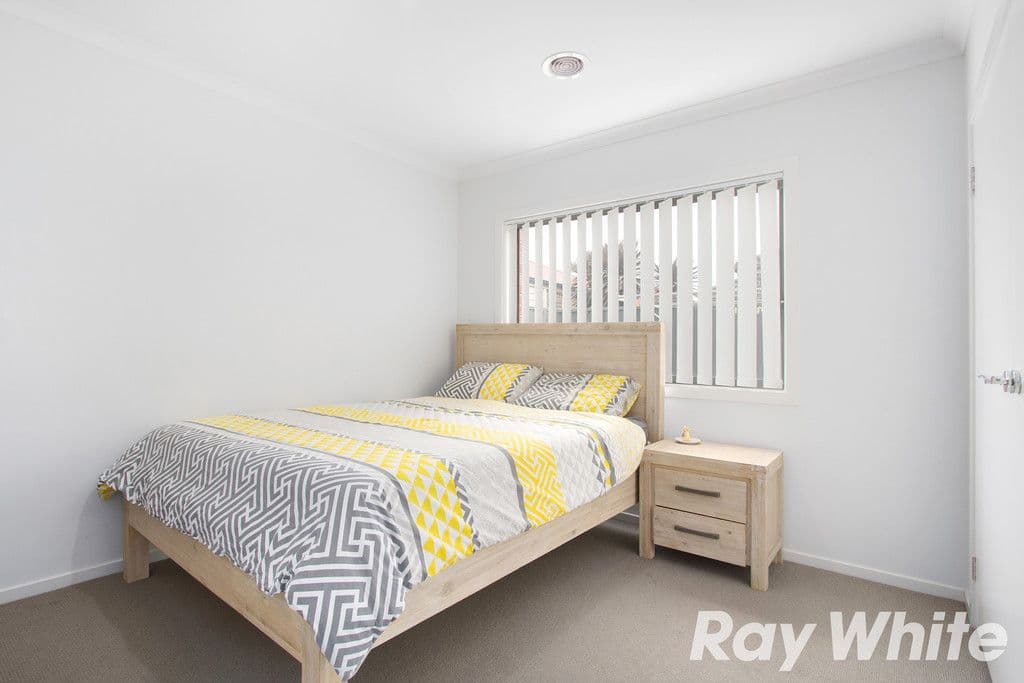 24 Joseph Banks Drive, Pakenham VIC 3810, Pakenham - Thumbnail 8