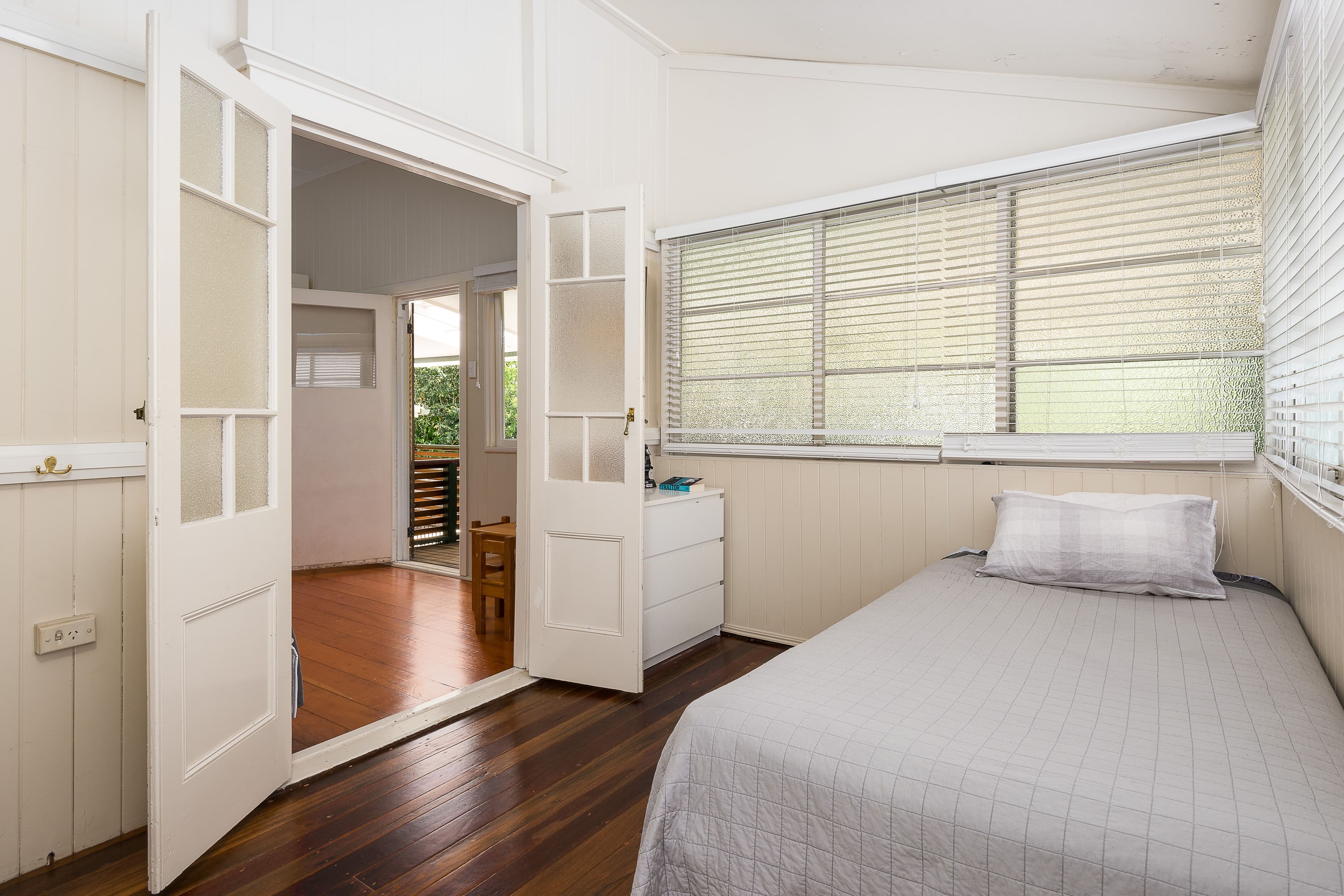 211 Hyde Road, Yeronga QLD 4104, Yeronga - Thumbnail 8