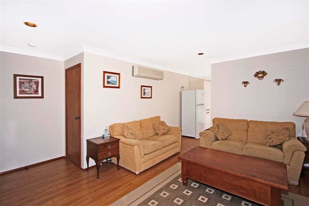 20 Wingfield Street, WINDERMERE PARK NSW 2264, Windermere Park - Thumbnail 4