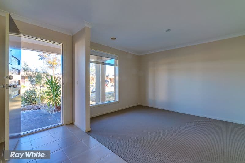 11 AKOONA Way, Wyndham Vale VIC 3024, Wyndham Vale - Thumbnail 2