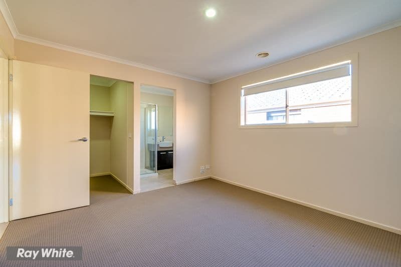 11 AKOONA Way, Wyndham Vale VIC 3024, Wyndham Vale - Thumbnail 3