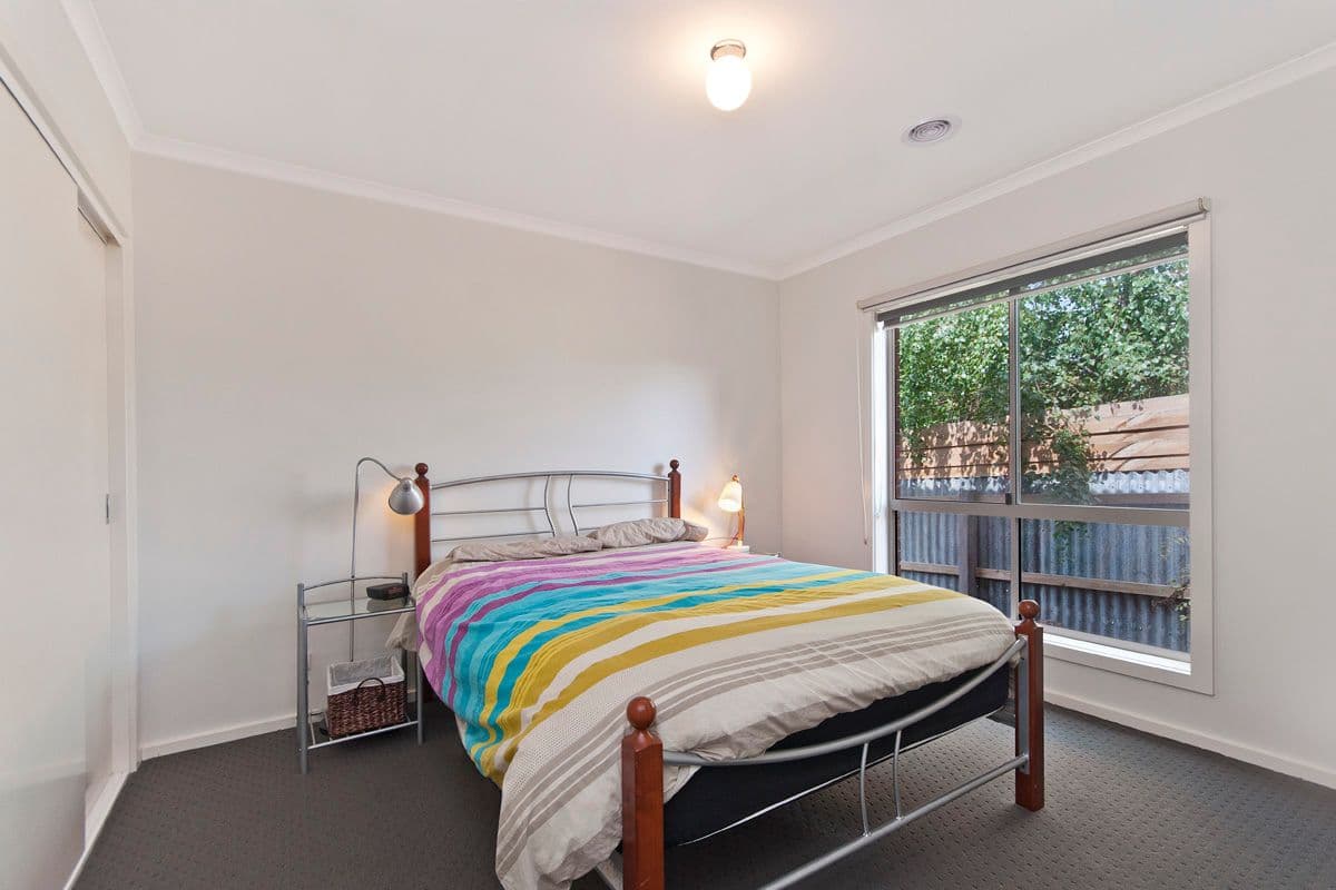 8 Ilex Avenue, Warrnambool VIC 3280, Warrnambool - Thumbnail 5