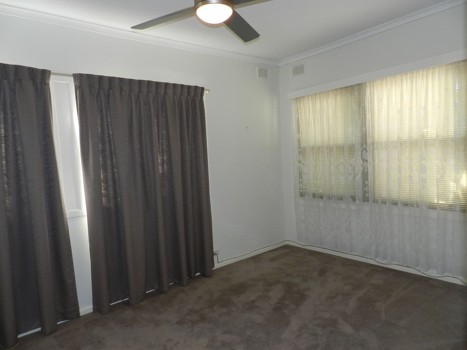 19 Gilbert Street, BERRI SA 5343, Berri - Thumbnail 6