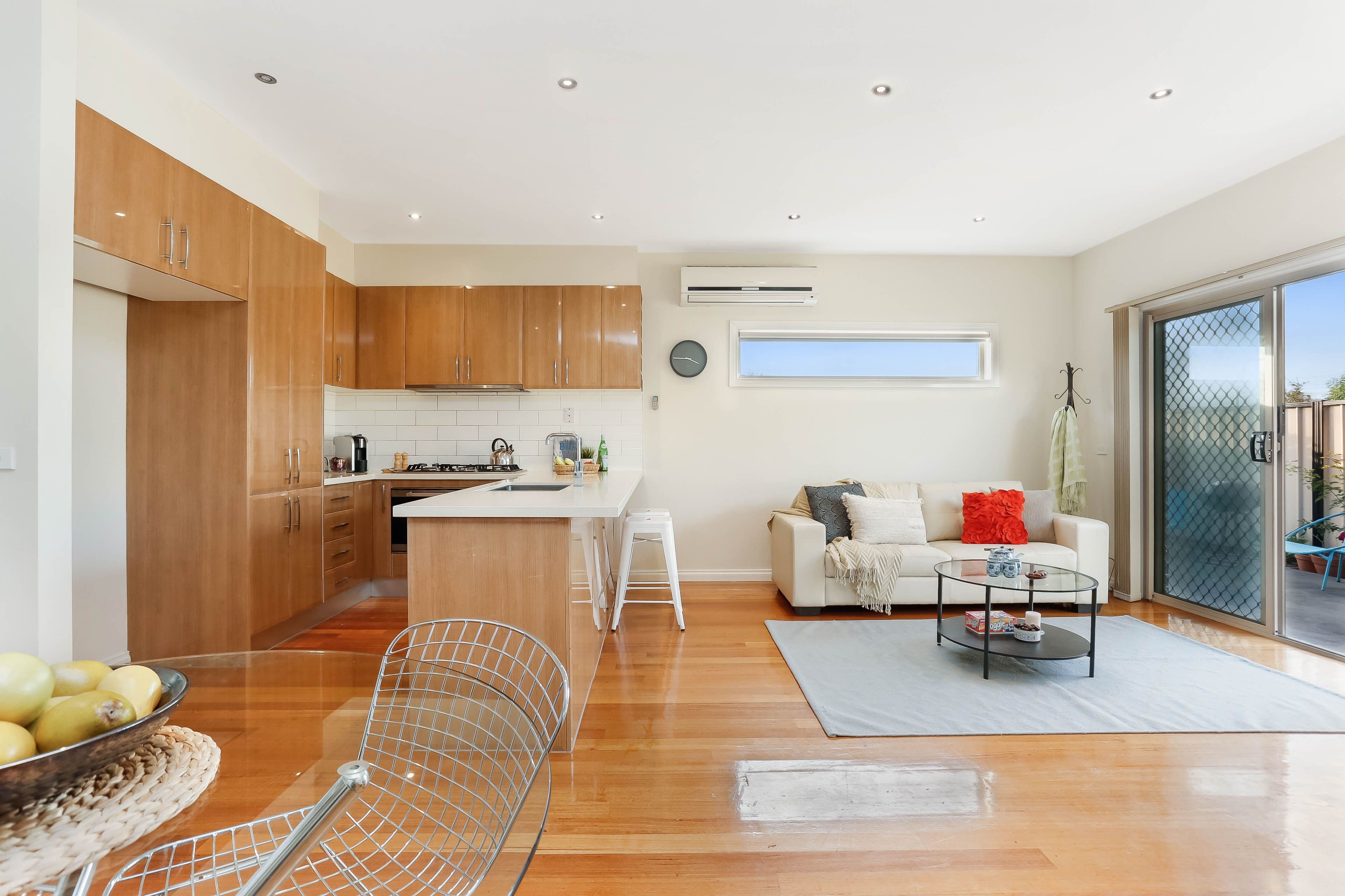 923 Pascoe Vale Road, Glenroy VIC 3046, Glenroy - Thumbnail 2