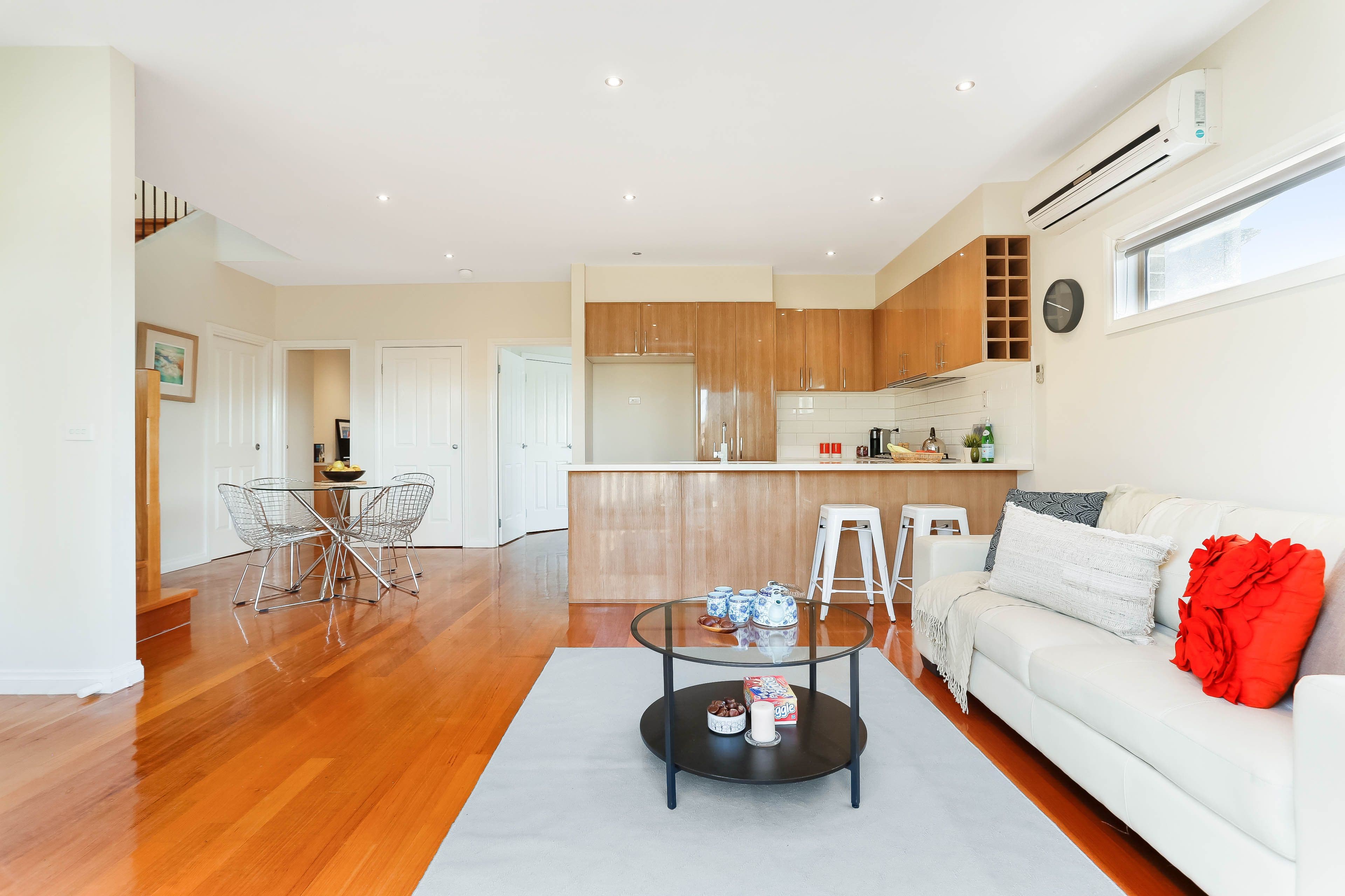 923 Pascoe Vale Road, Glenroy VIC 3046, Glenroy - Thumbnail 3