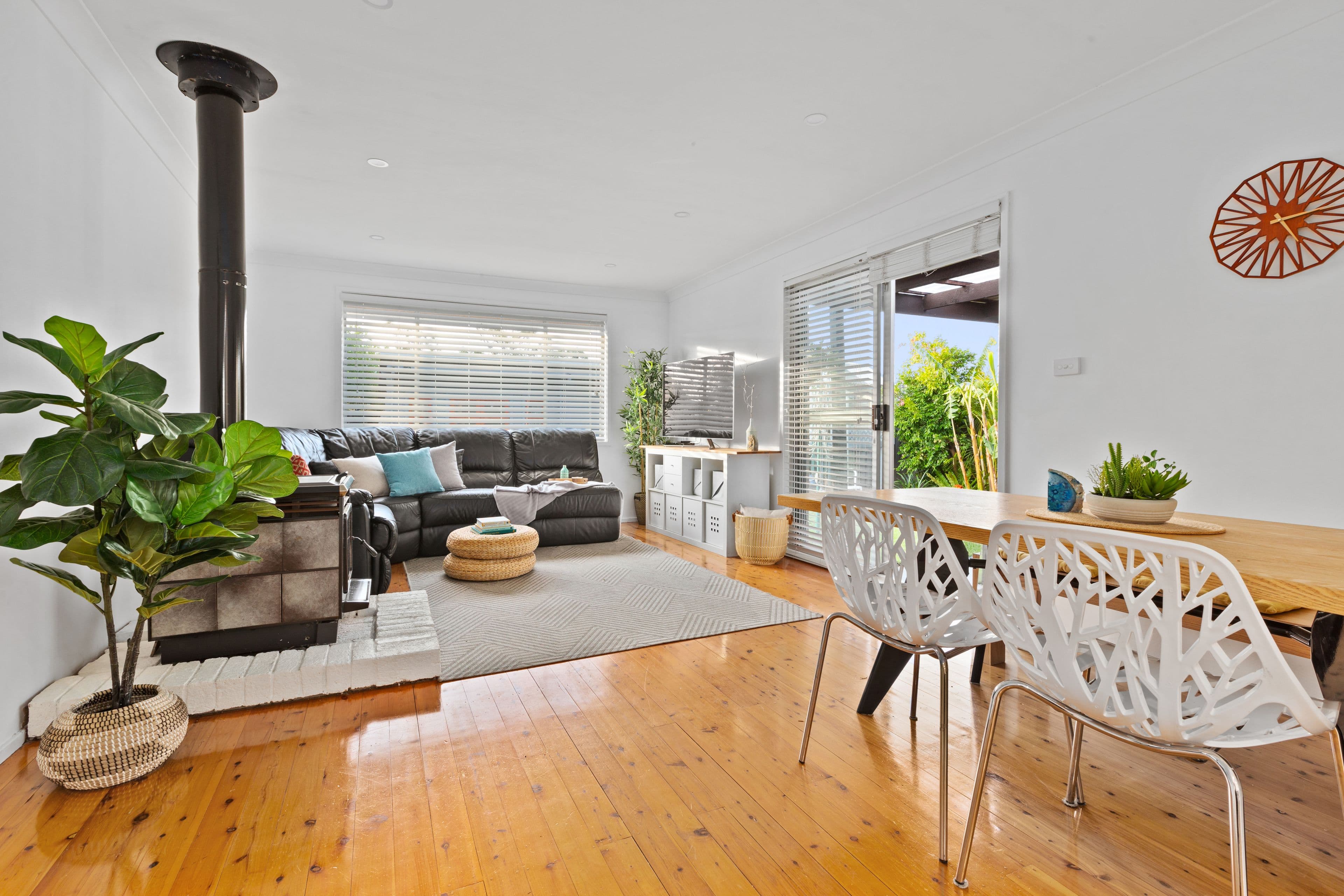 28 Medlow Drive, Quakers Hill NSW 2763, Quakers Hill - Thumbnail 2