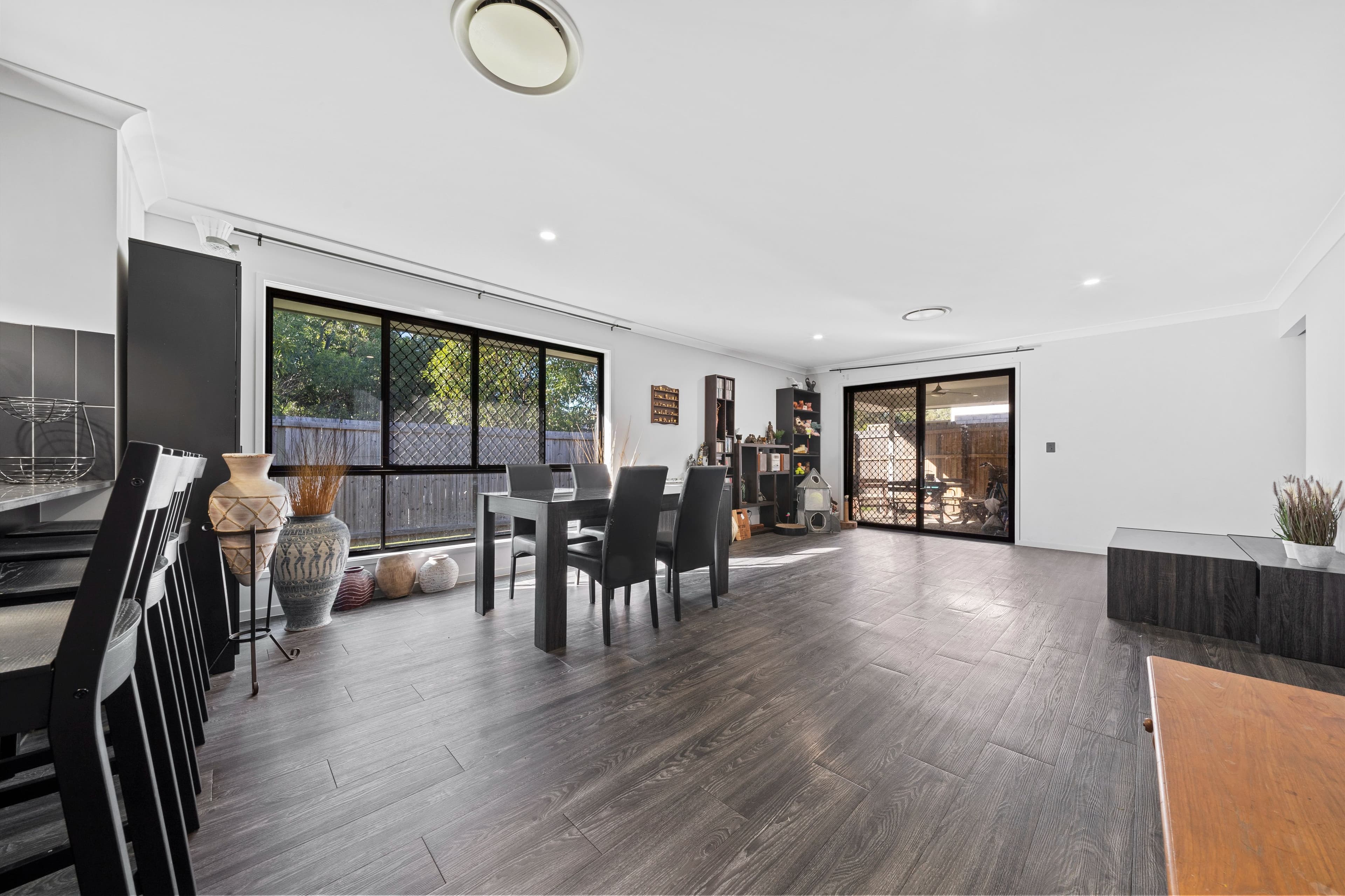 39 Fiennes Road, Logan Reserve QLD 4133, Logan Reserve - Thumbnail 7
