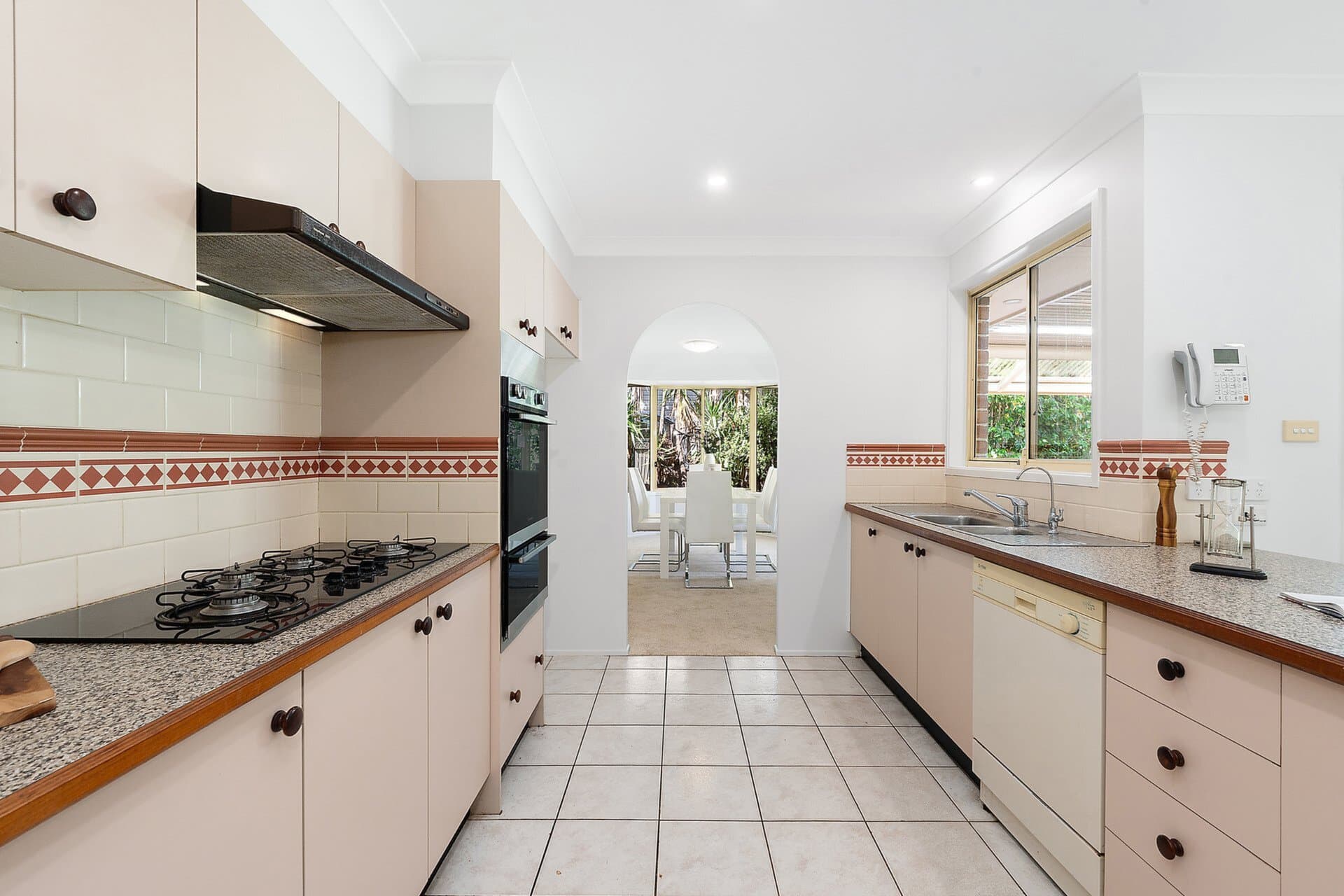 32/11 Yarranabbe Road, Darling Point, North Ryde - Thumbnail 2