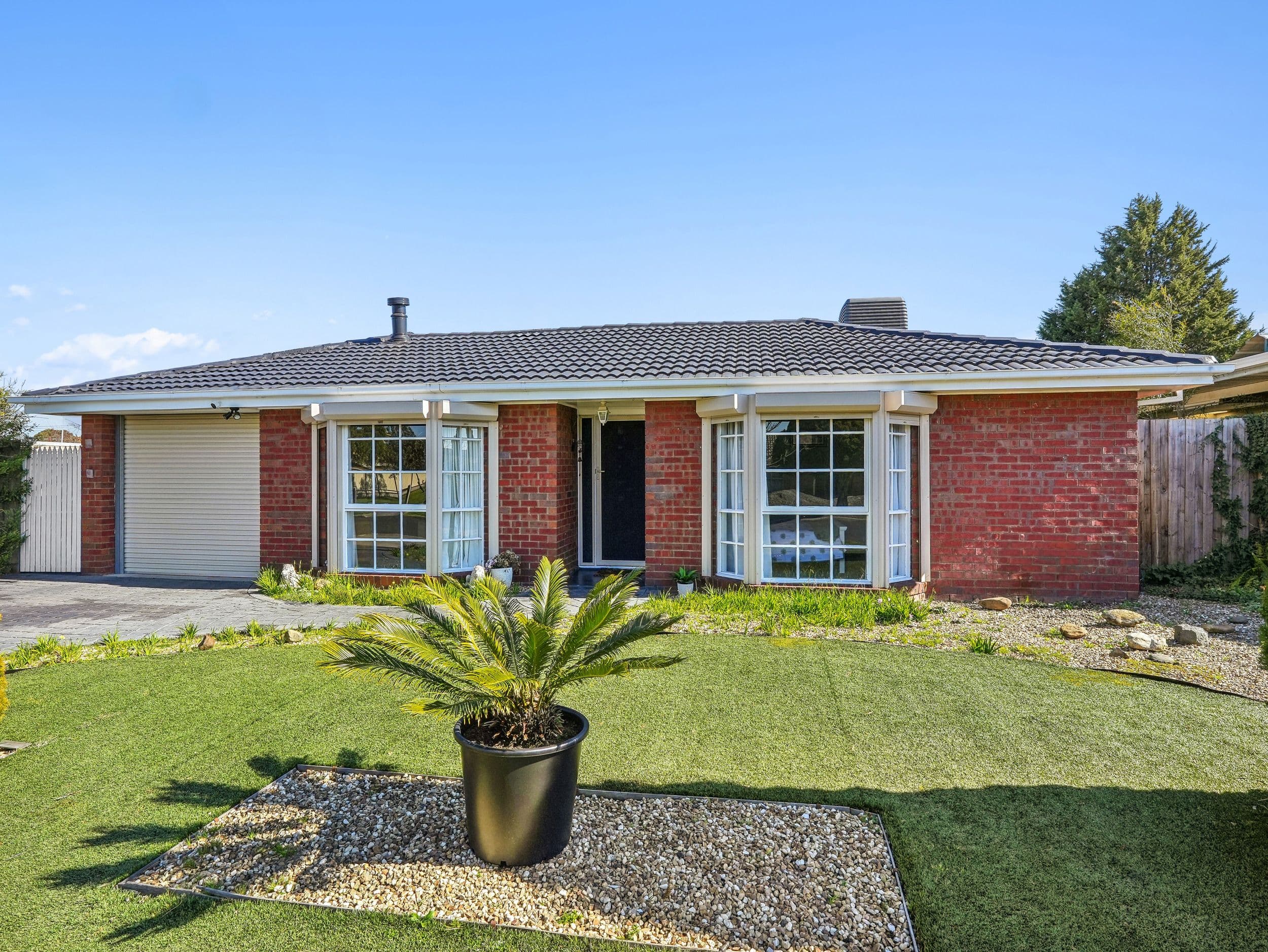 37 Rokeby Crescent, Craigieburn VIC 3064, Craigieburn - Image 1