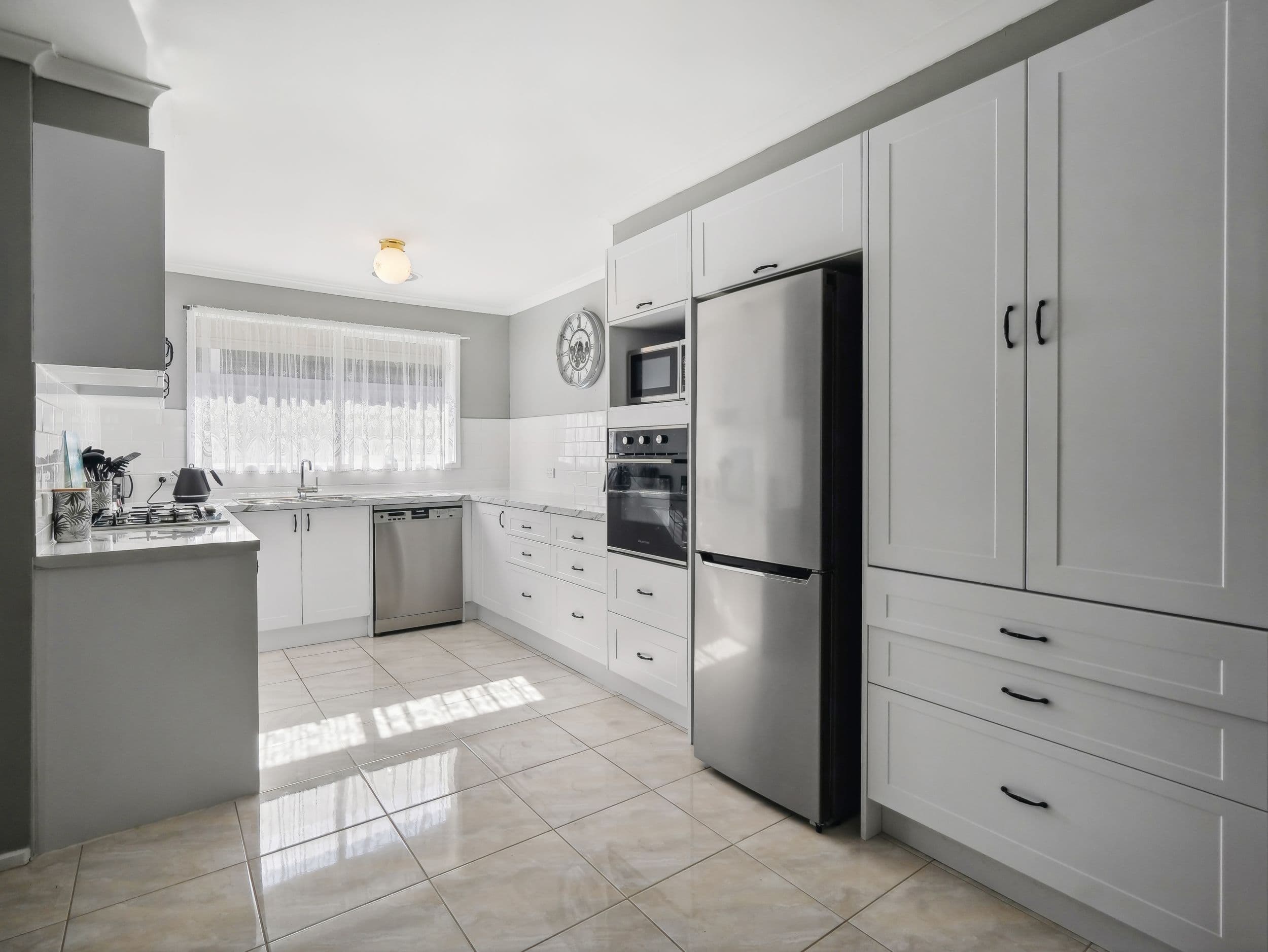 37 Rokeby Crescent, Craigieburn VIC 3064, Craigieburn - Thumbnail 5