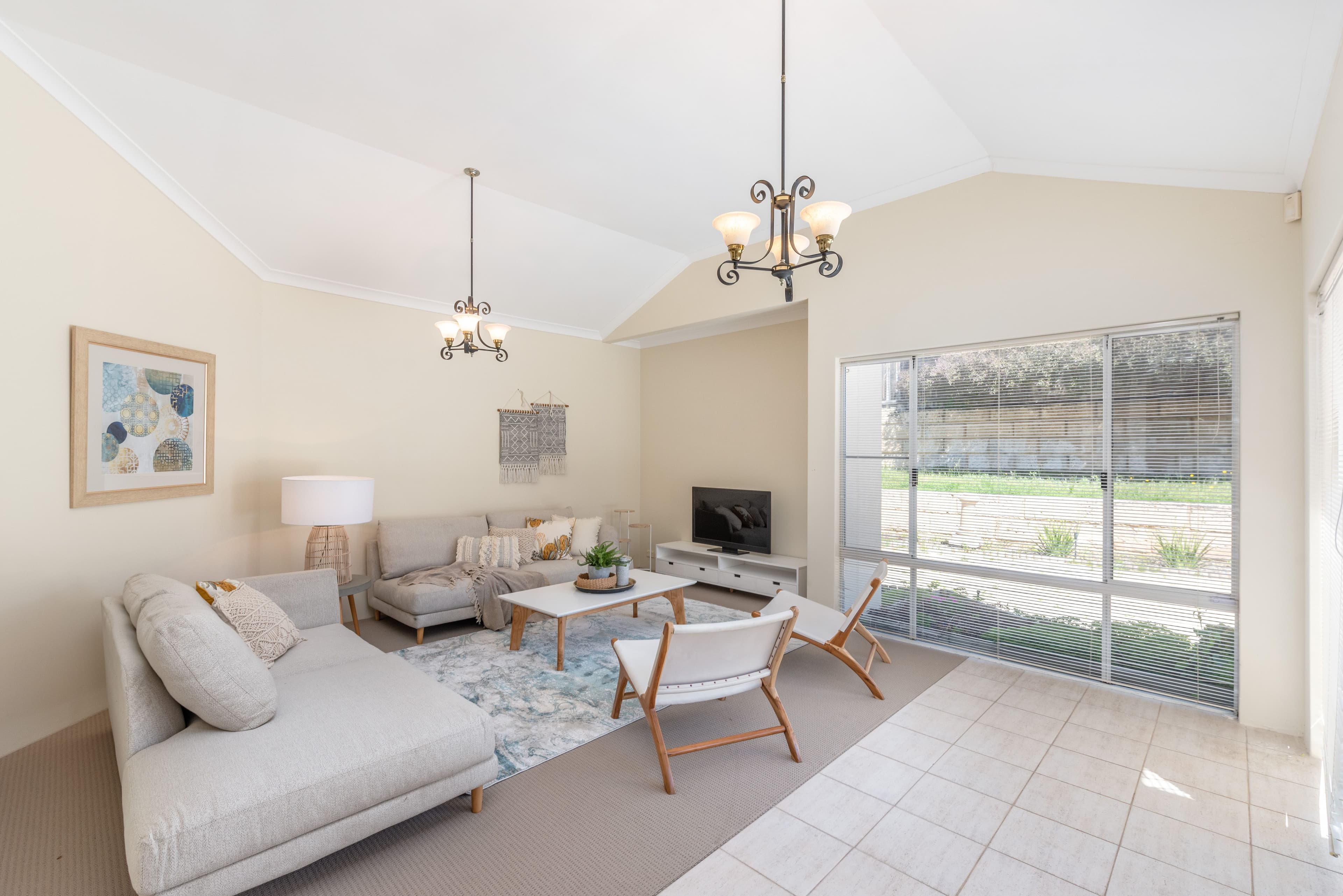 142 Broadbeach Boulevard, Hillarys WA 6025, Hillarys - Thumbnail 6