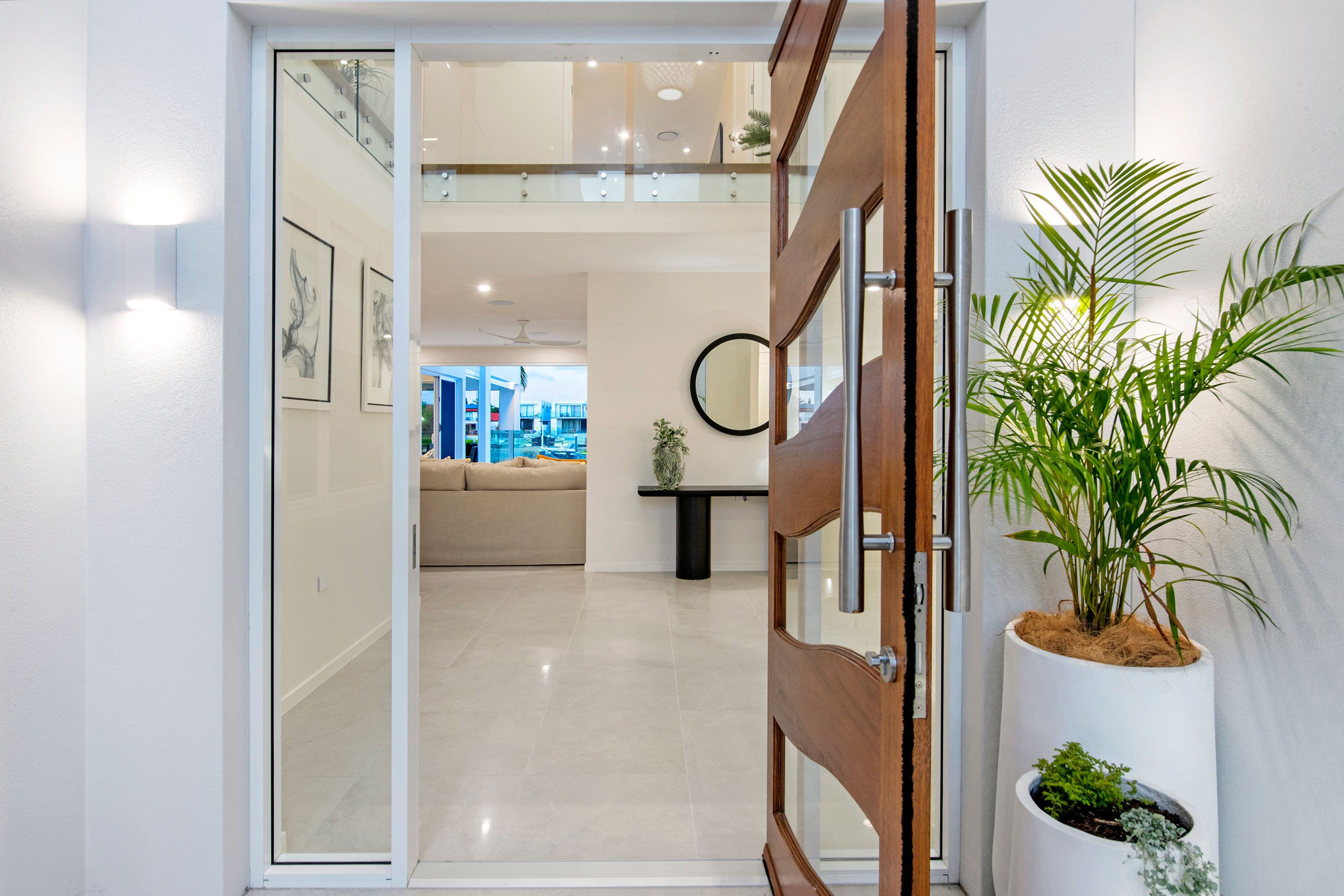 52 Waitomo Street, Broadbeach Waters QLD 4218, Broadbeach Waters - Thumbnail 7
