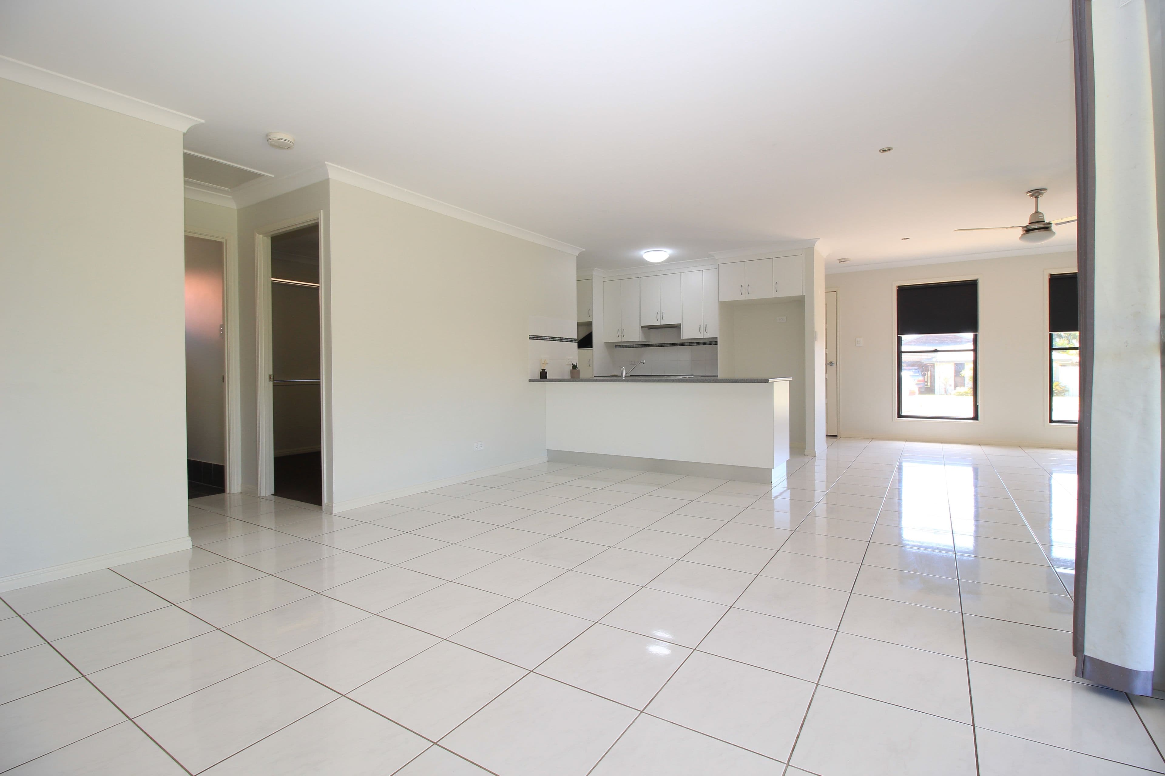 3 Berthun Street, Emerald QLD 4720, Emerald - Thumbnail 5