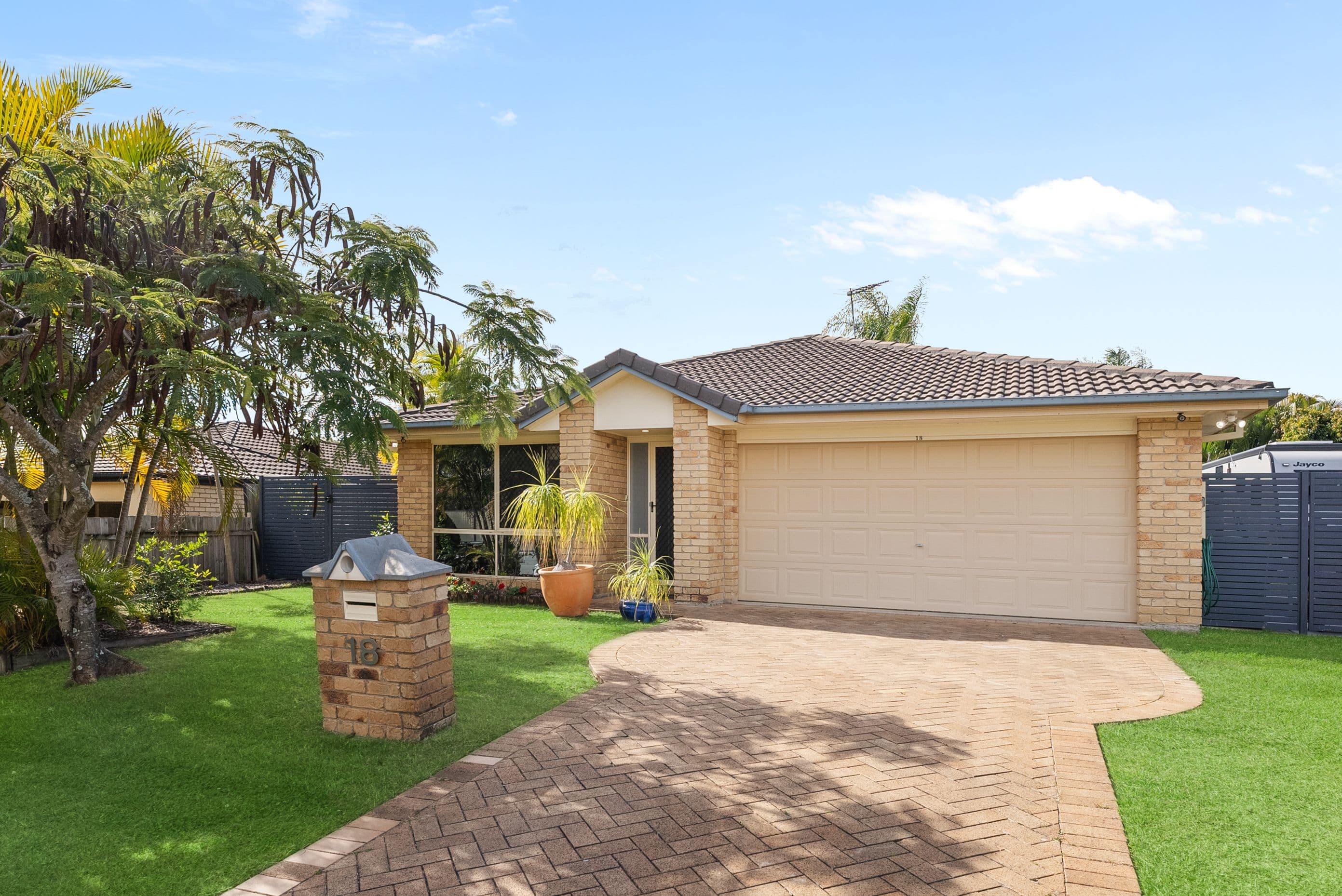18 Barrington Close, Murrumba Downs QLD 4503, Murrumba Downs - Thumbnail 2