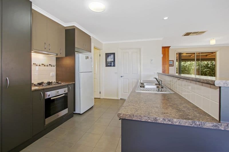 3 Wonga Place, Yarrawonga VIC 3730, Yarrawonga - Thumbnail 5