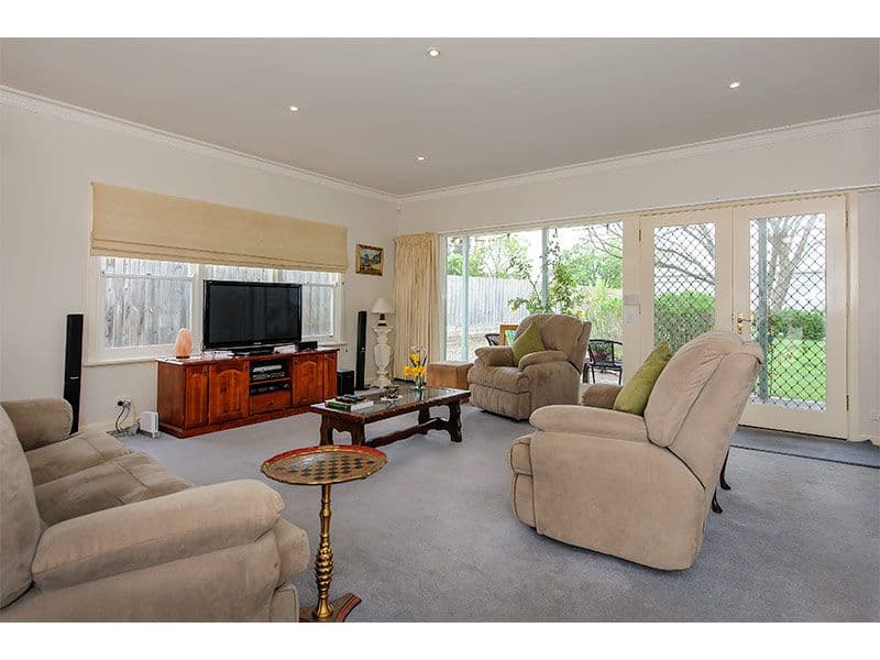 5 Beaver  Street, BOX HILL SOUTH VIC 3128, Box Hill South - Thumbnail 2