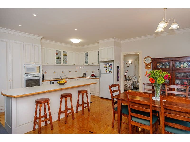 5 Beaver  Street, BOX HILL SOUTH VIC 3128, Box Hill South - Thumbnail 3