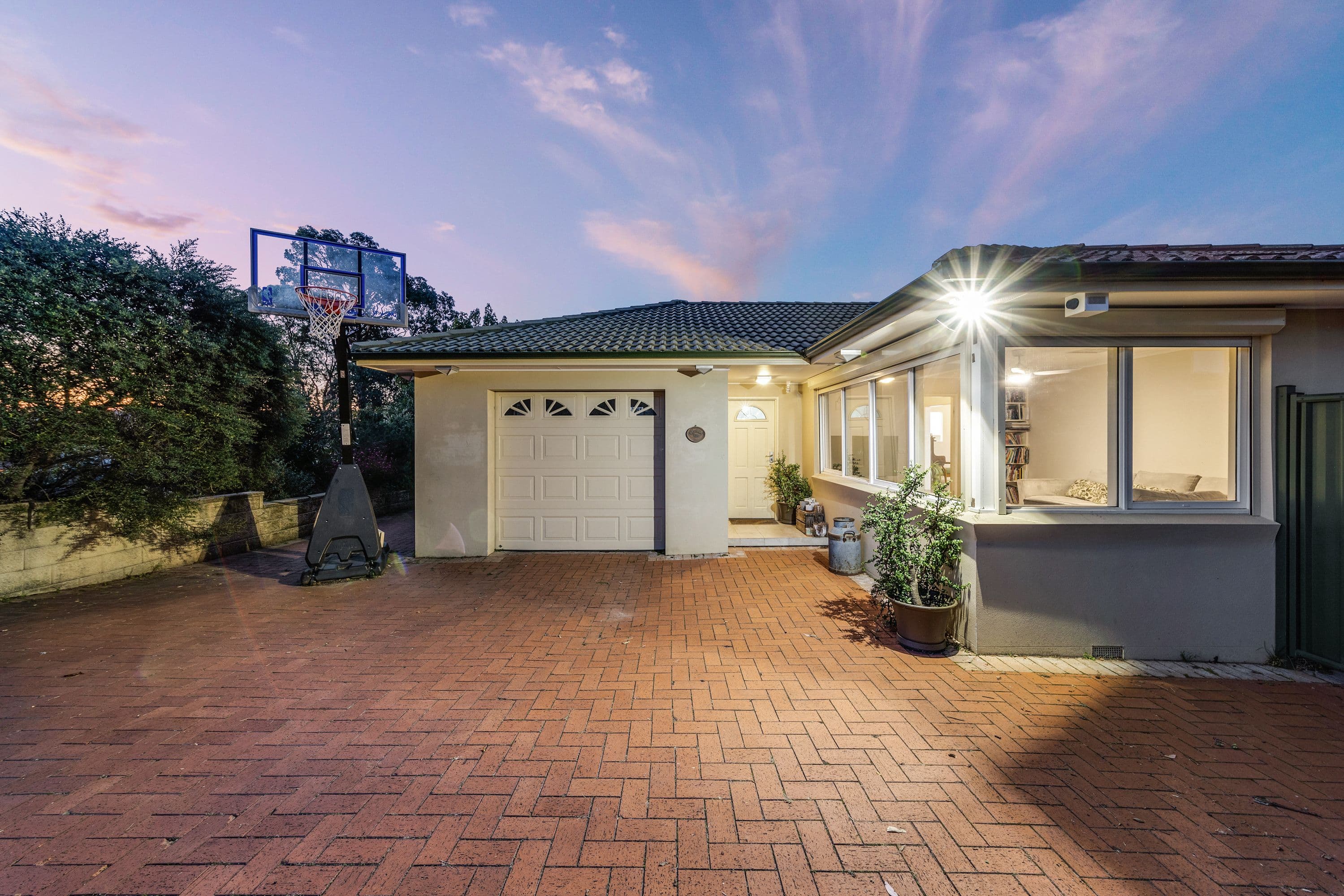 45 Springvale Drive, Weetangera ACT 2614, Weetangera - Thumbnail 2
