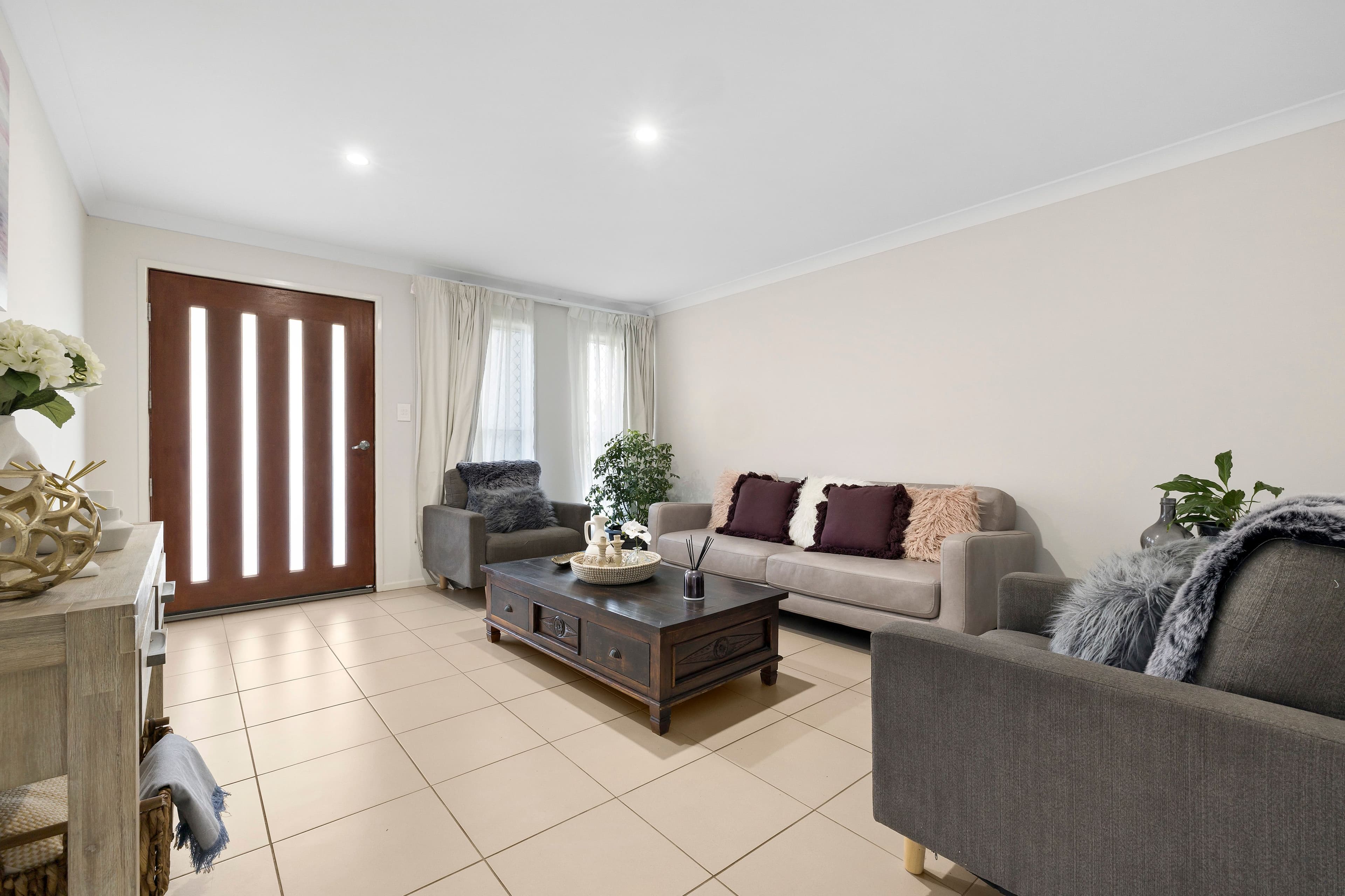 6 Longstaff Crescent, Pimpama QLD 4209, Pimpama - Thumbnail 2