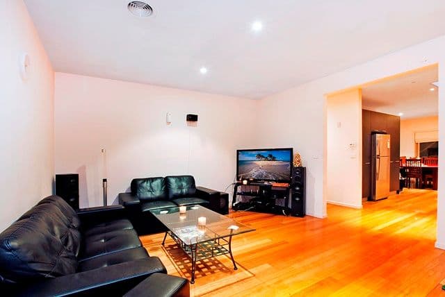 27 Kenilworth Street, RESERVOIR VIC 3073, Reservoir - Thumbnail 2