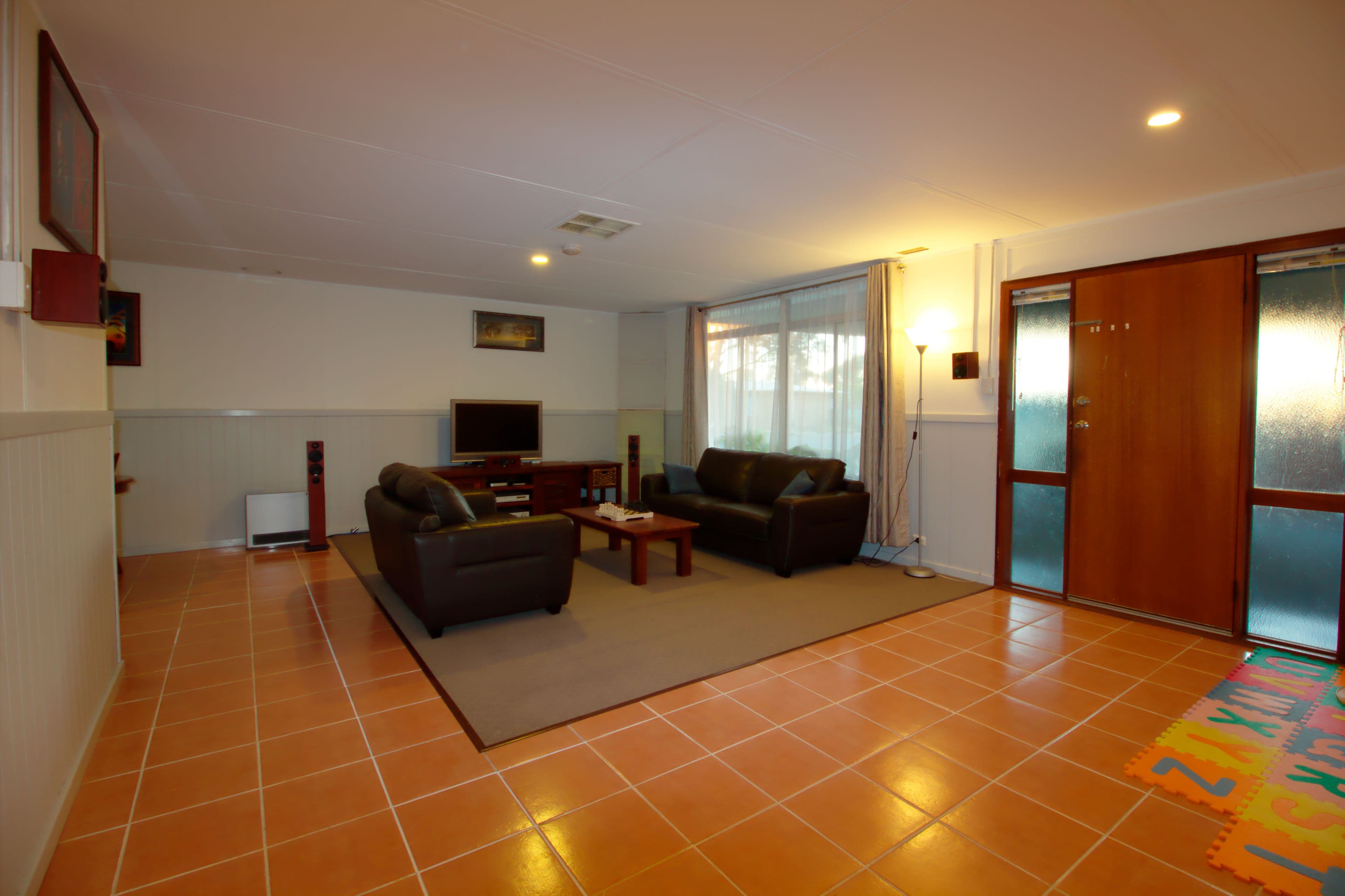 9 Silver Gimlet Street, Kambalda West WA 6442, Kambalda West - Image 1
