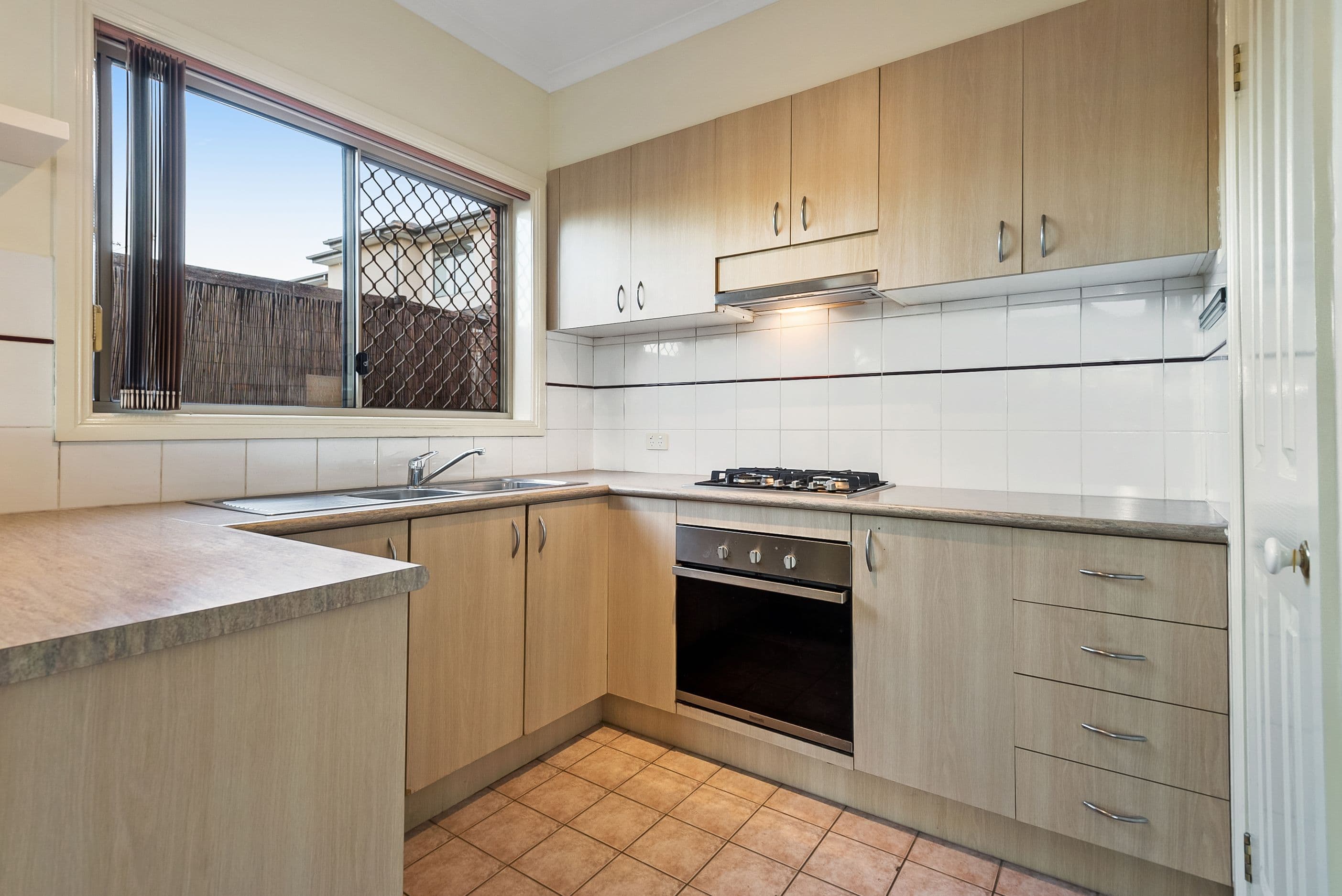 6 McCrae Street, Reservoir VIC 3073, Reservoir - Thumbnail 7