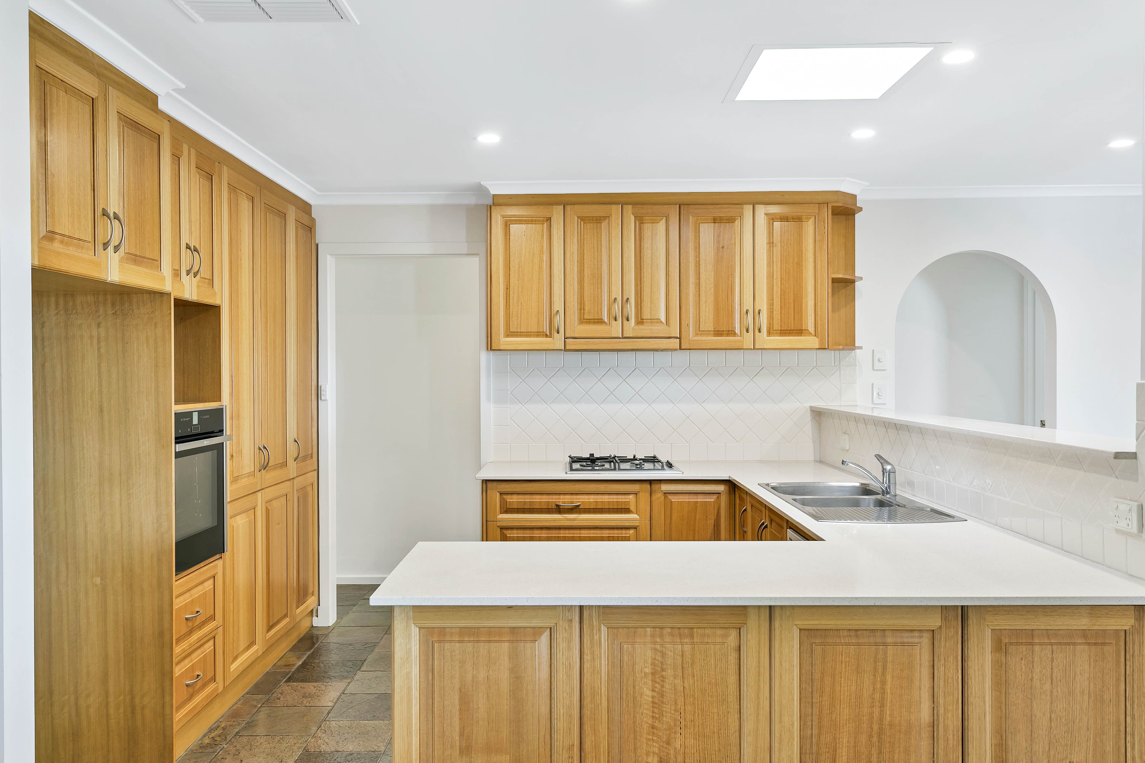 205 Perry Barr Road, Hallett Cove SA 5158, Hallett Cove - Thumbnail 6