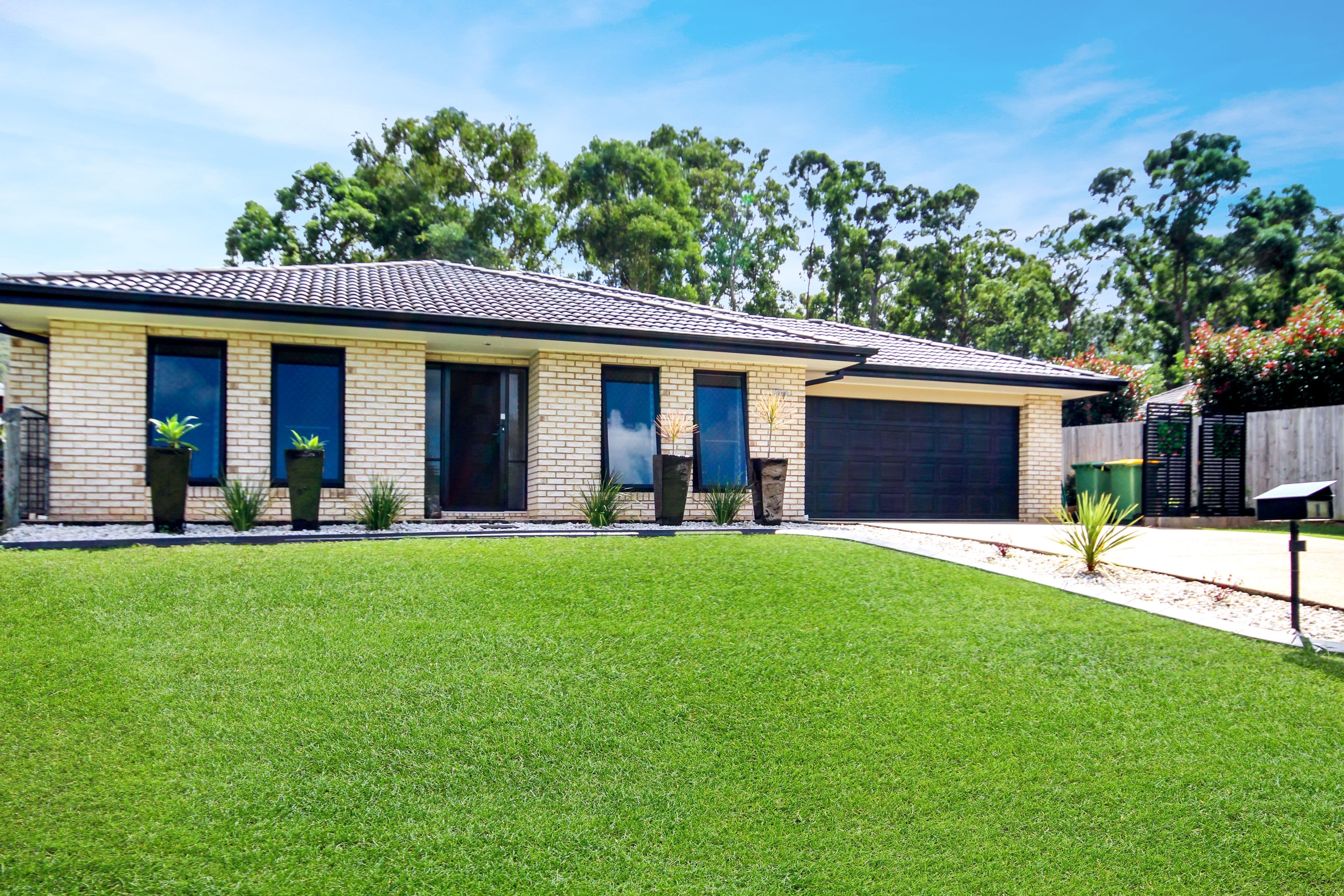 1 Teneale Place, Glass House Mountains QLD 4518, Glass House Mountains - Image 1