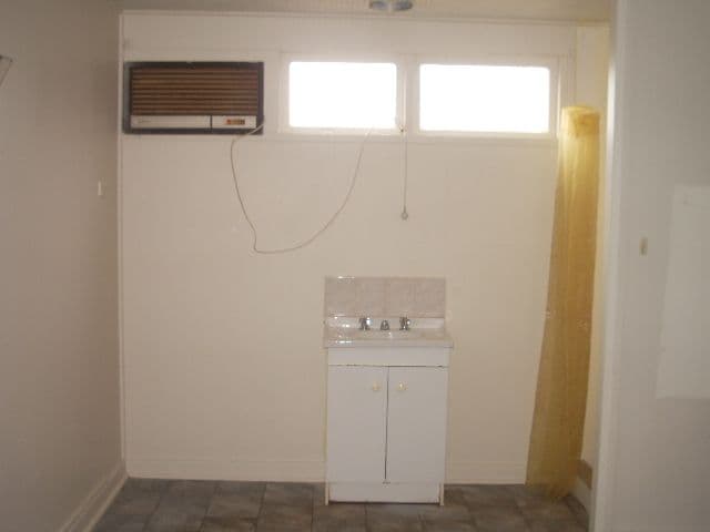 325 Wolfram Street, BROKEN HILL NSW 2880, Broken Hill - Thumbnail 6