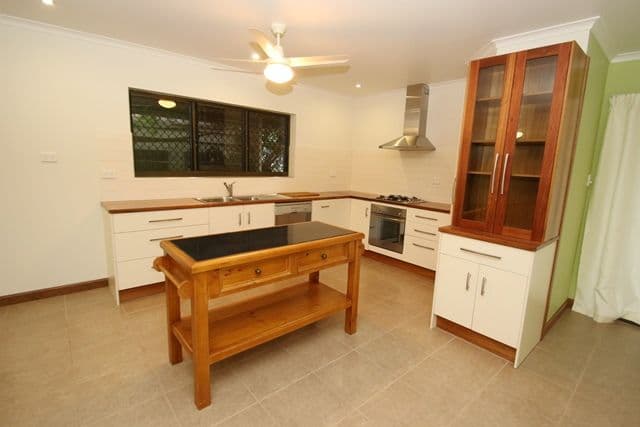 17 Clarke Crescent, KATHERINE NT 0850, Katherine - Thumbnail 2
