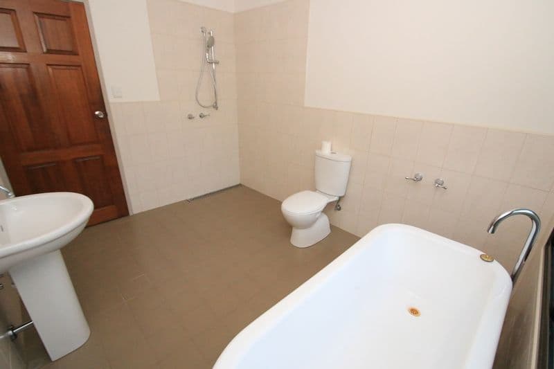 17 Clarke Crescent, KATHERINE NT 0850, Katherine - Thumbnail 4