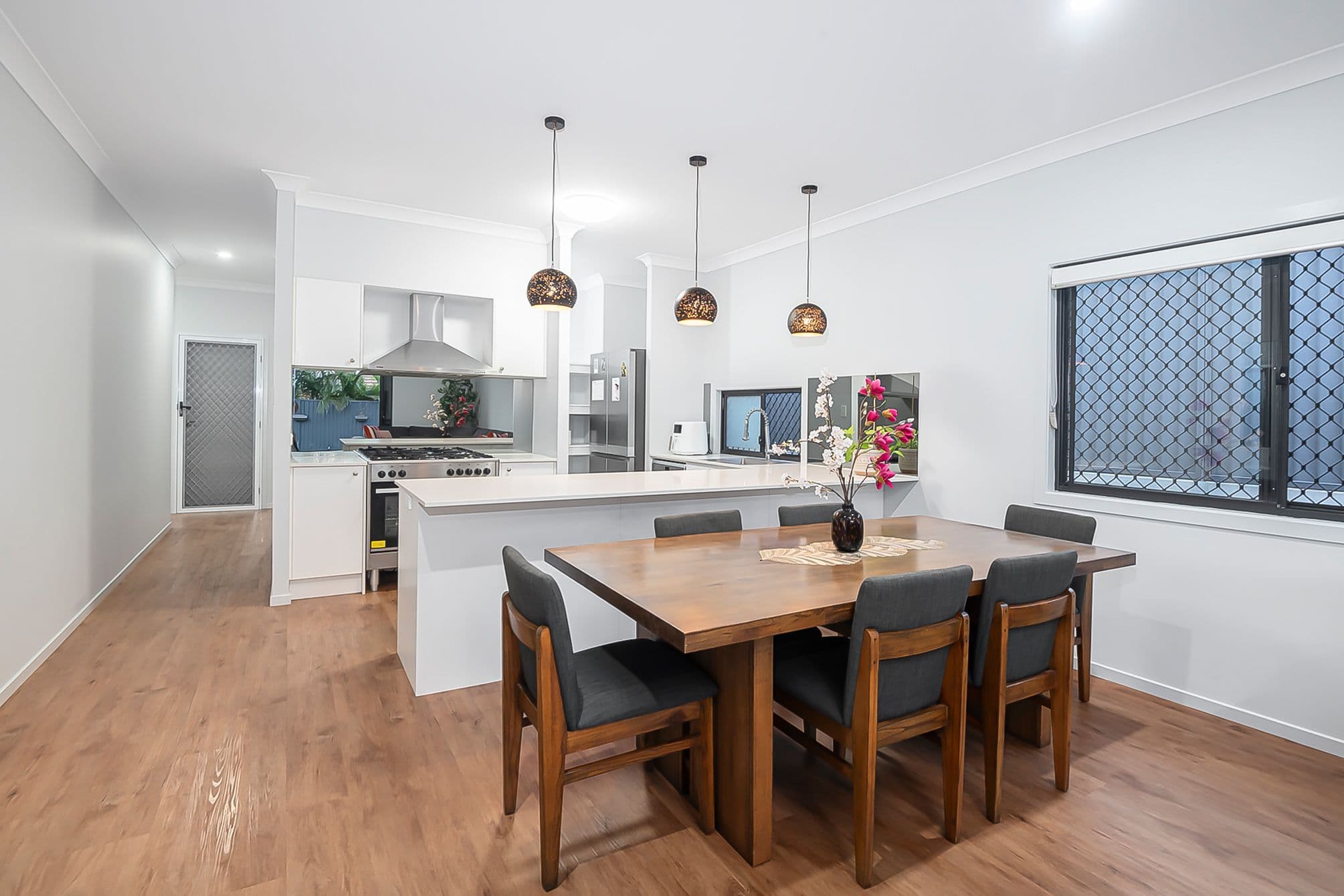 60 Pinnacle Circuit, Heathwood QLD 4110, Heathwood - Thumbnail 3