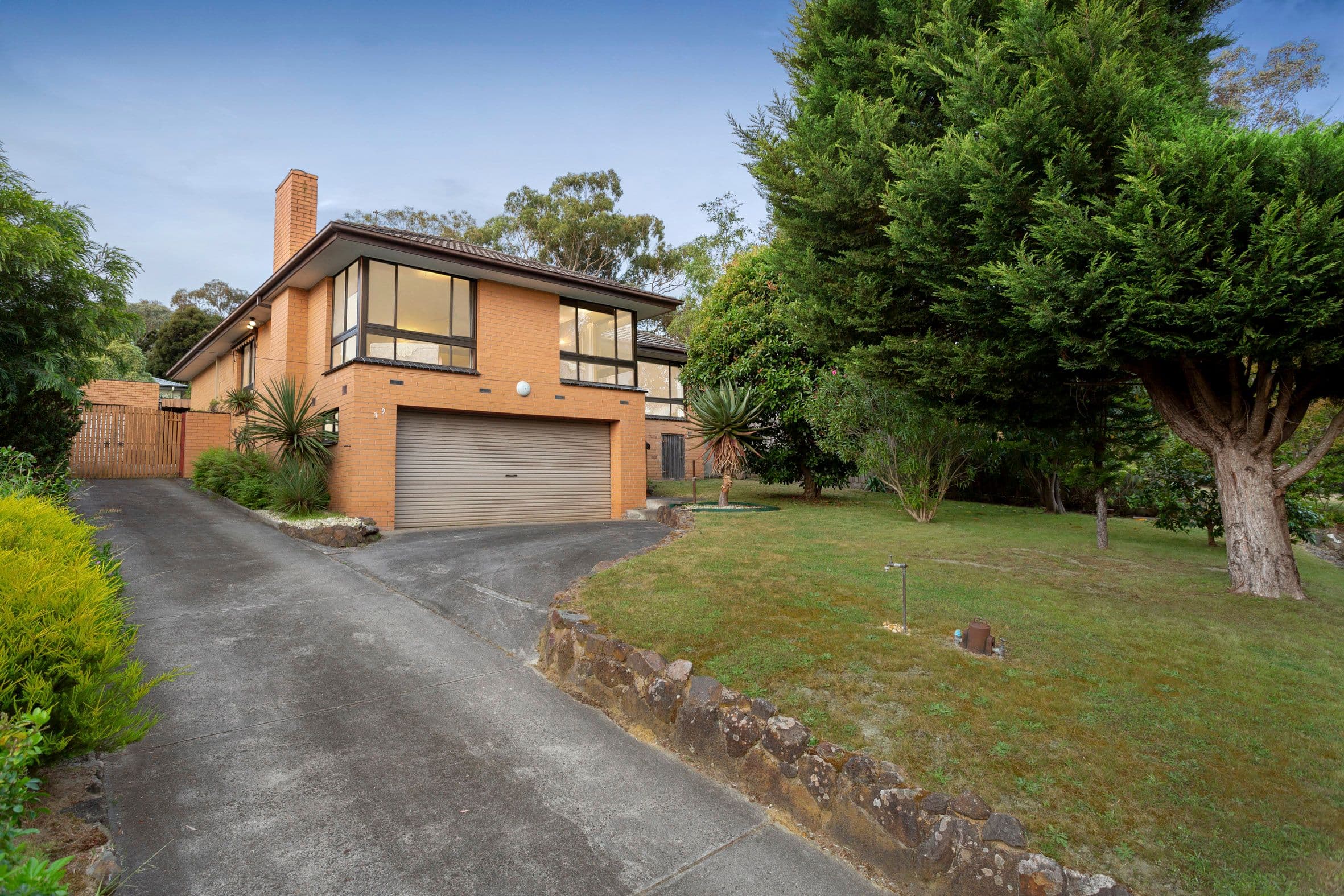 39 Raglan Road, Research VIC 3095, Research - Image 1