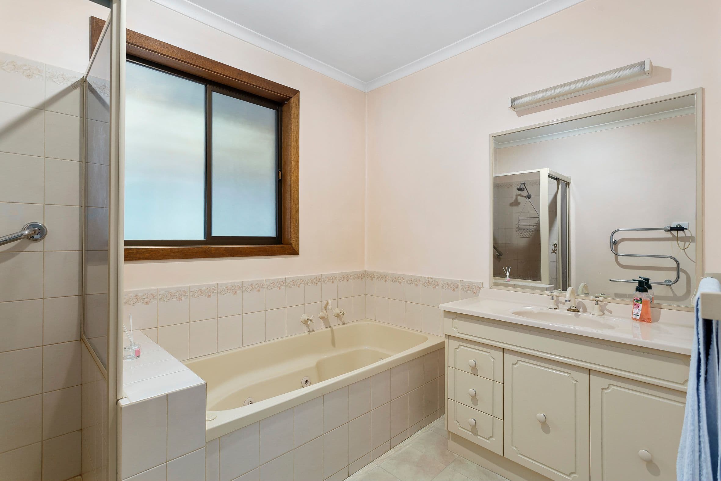 39 Raglan Road, Research VIC 3095, Research - Thumbnail 6