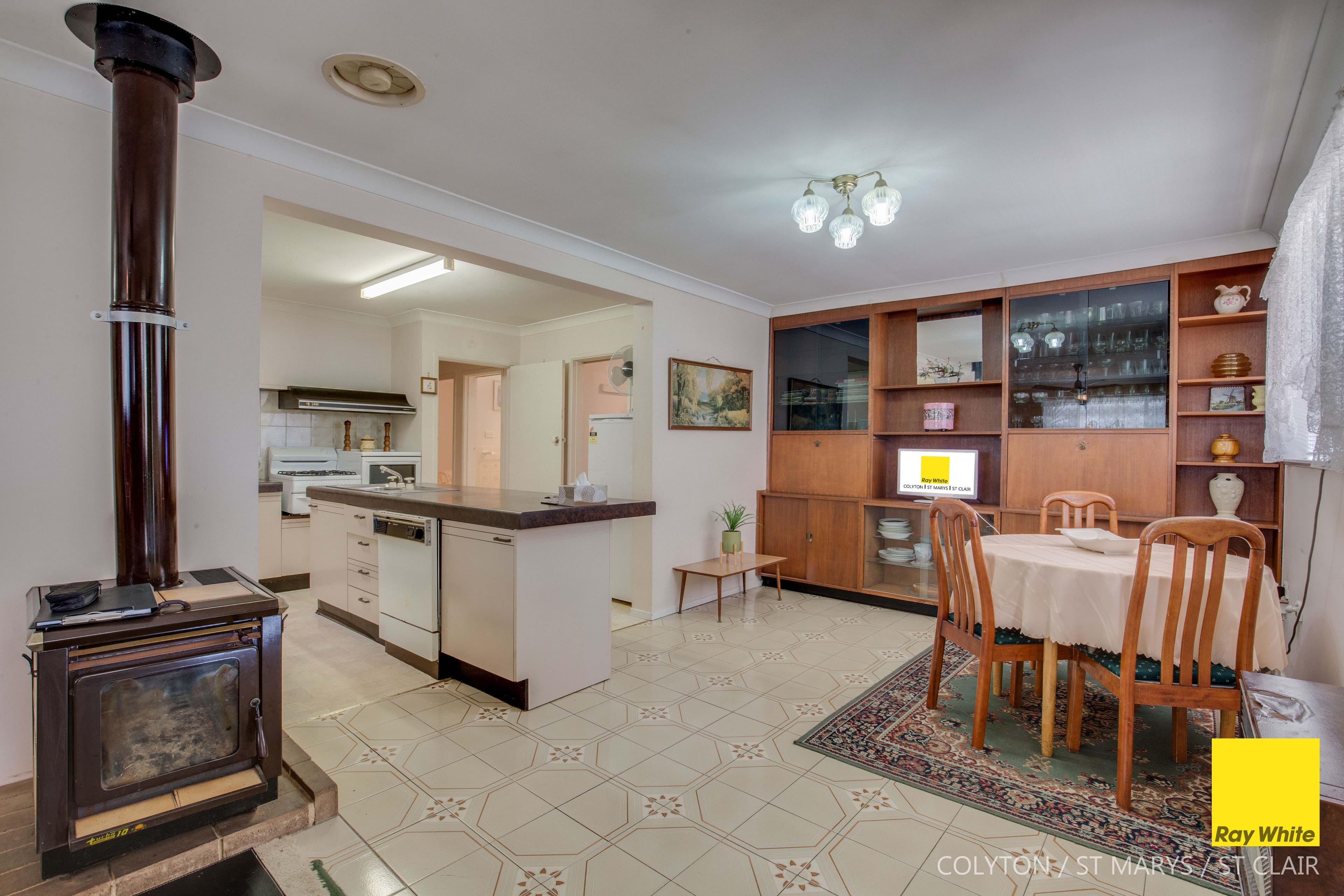 3 Gilmour Street, Colyton - Thumbnail 2