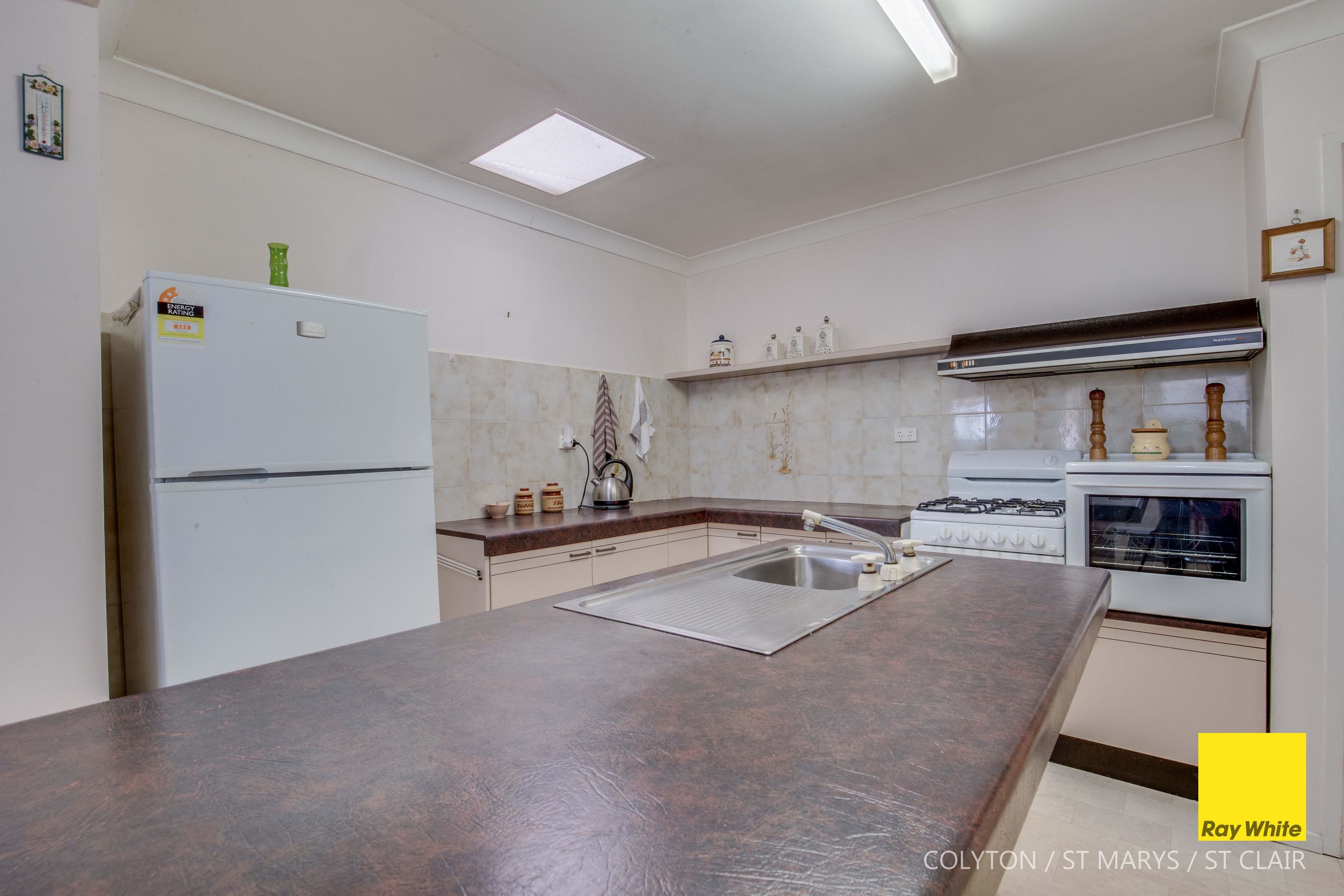 3 Gilmour Street, Colyton - Thumbnail 4
