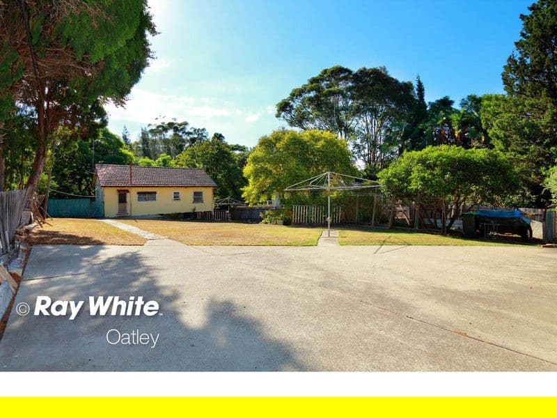 22 Oatley Parade, OATLEY NSW 2223, Oatley - Thumbnail 2