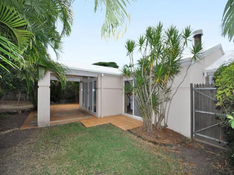 42 Wendon Way, Bridgeman Downs QLD 4035, Bridgeman Downs - Thumbnail 2