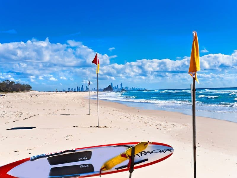 754 Pacific Parade, CURRUMBIN QLD 4223, Currumbin - Thumbnail 4