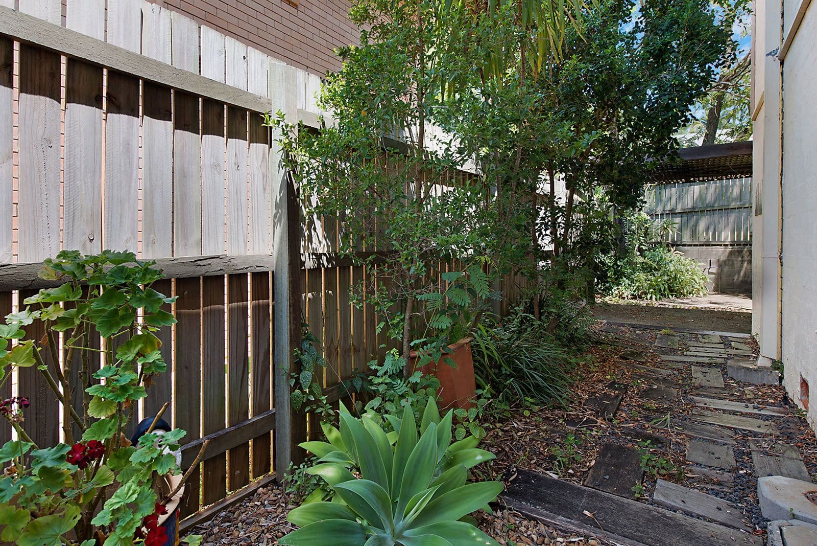 2 Glen Parade, Ashgrove QLD 4060, Ashgrove - Thumbnail 8