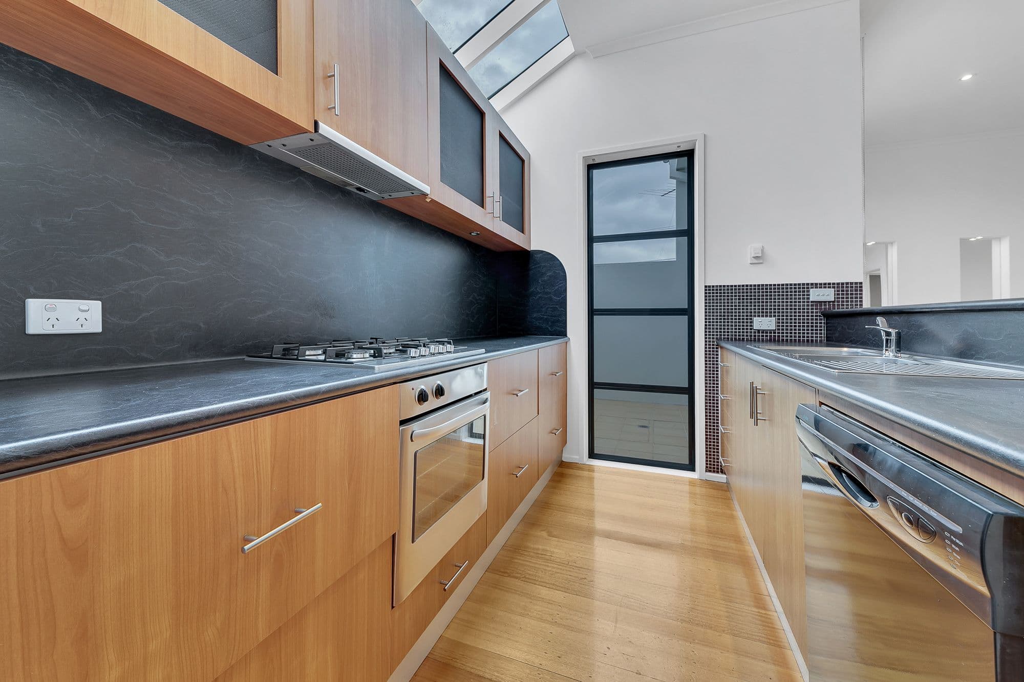 1 McKillop Place, Geelong VIC 3220, Geelong - Thumbnail 4