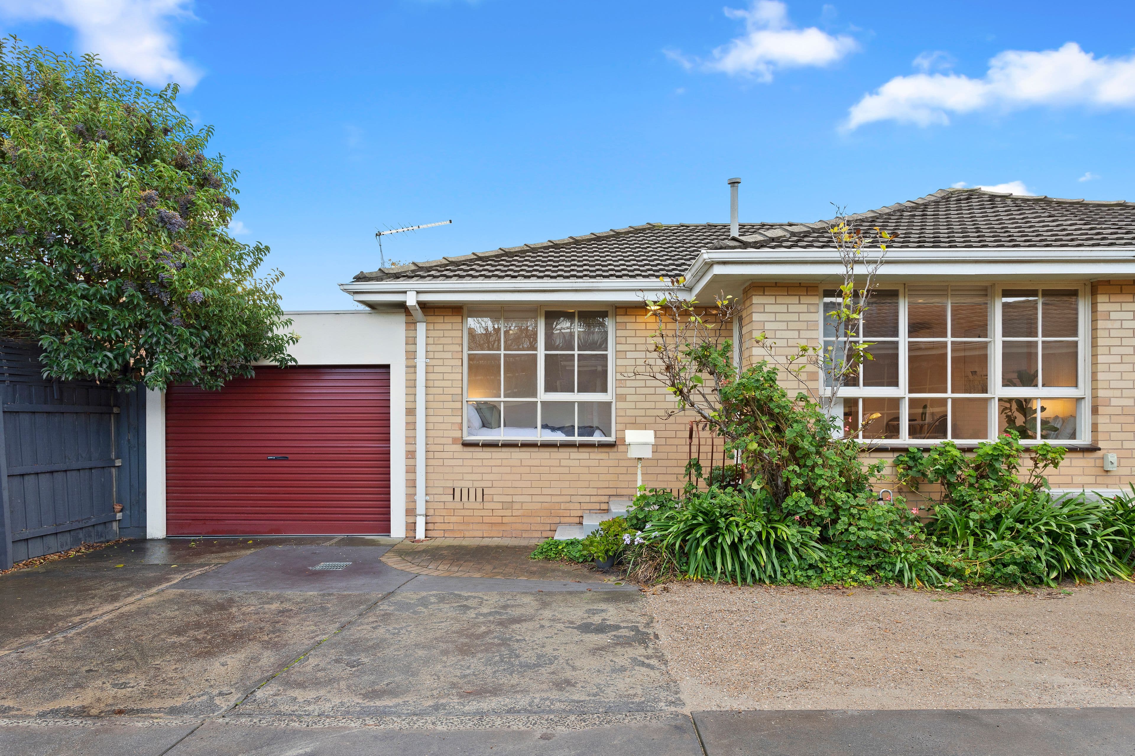 150 Como Parade West, Parkdale VIC 3195, Parkdale - Thumbnail 2