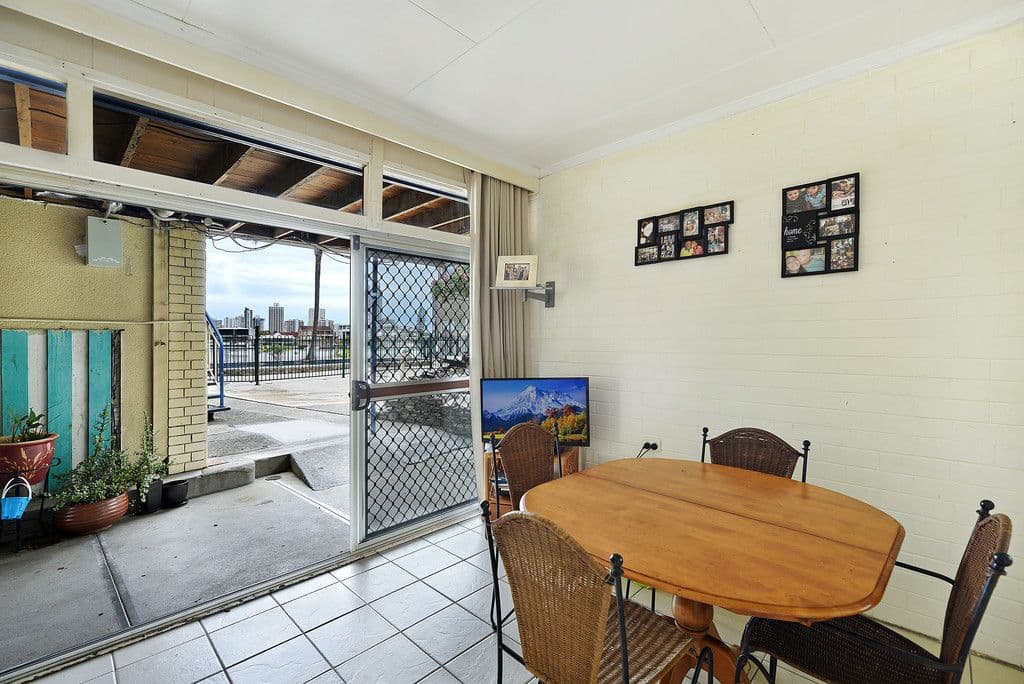 107 Stanhill Drive, Chevron Island QLD 4217, Chevron Island - Thumbnail 2