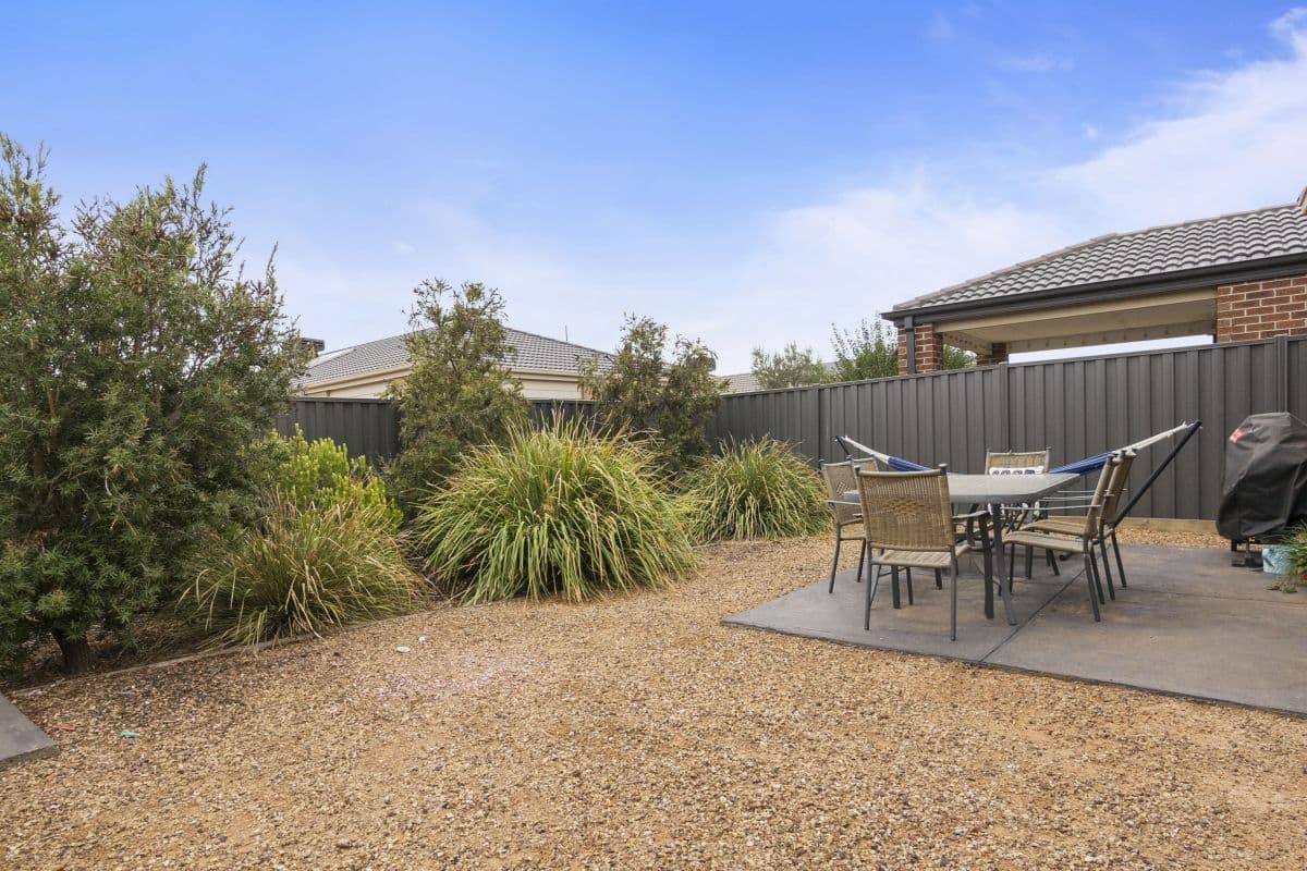 14 Landmark Crescent, Manor Lakes VIC 3024, Manor Lakes - Thumbnail 5