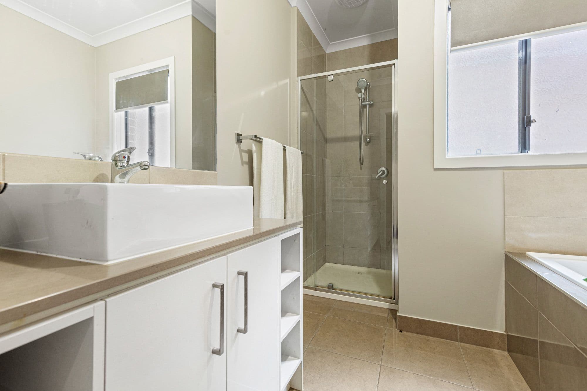 16 Hopewood Avenue, Truganina VIC 3029, Truganina - Thumbnail 8