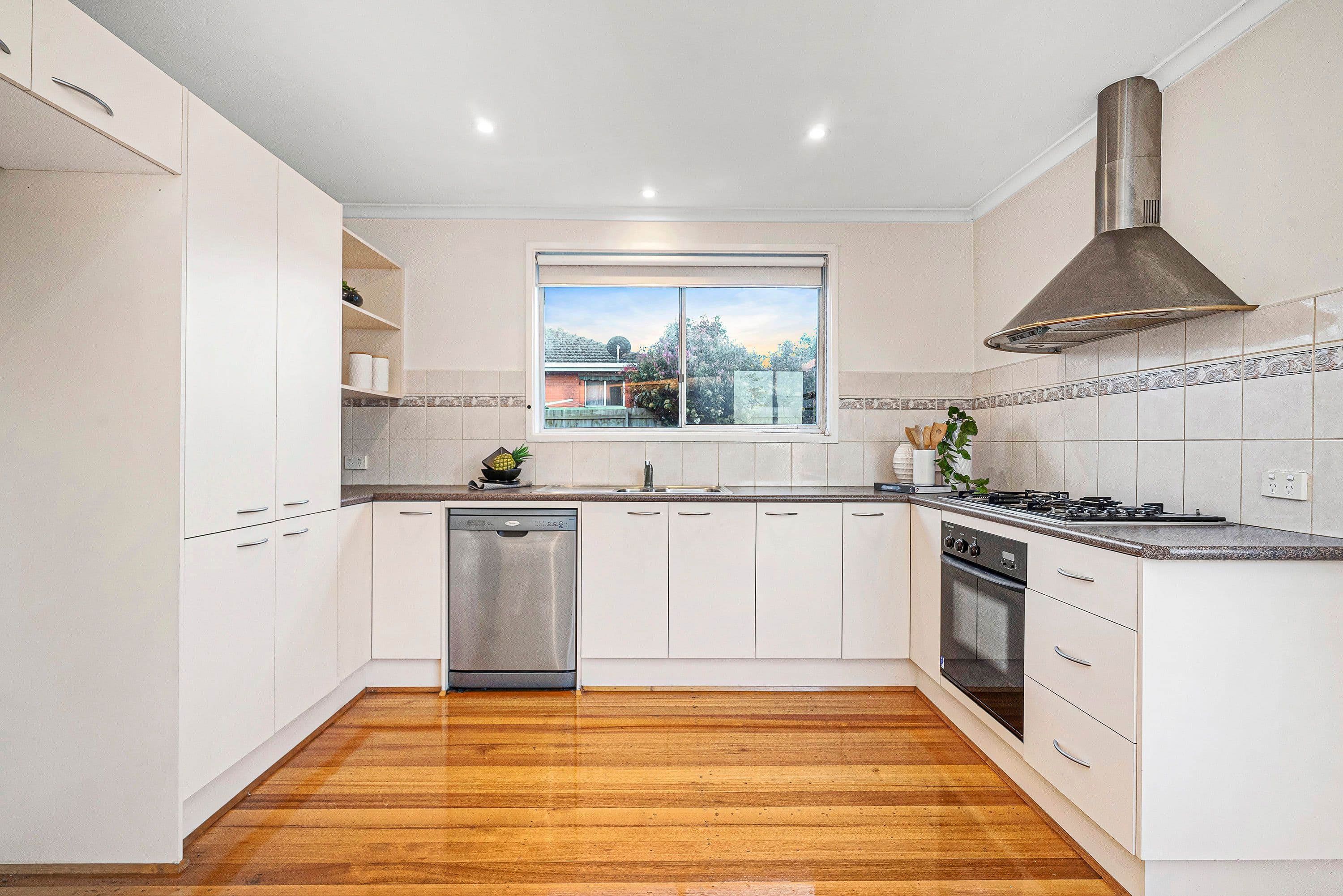 31 Suemar Street, Mulgrave VIC 3170, Mulgrave - Thumbnail 2