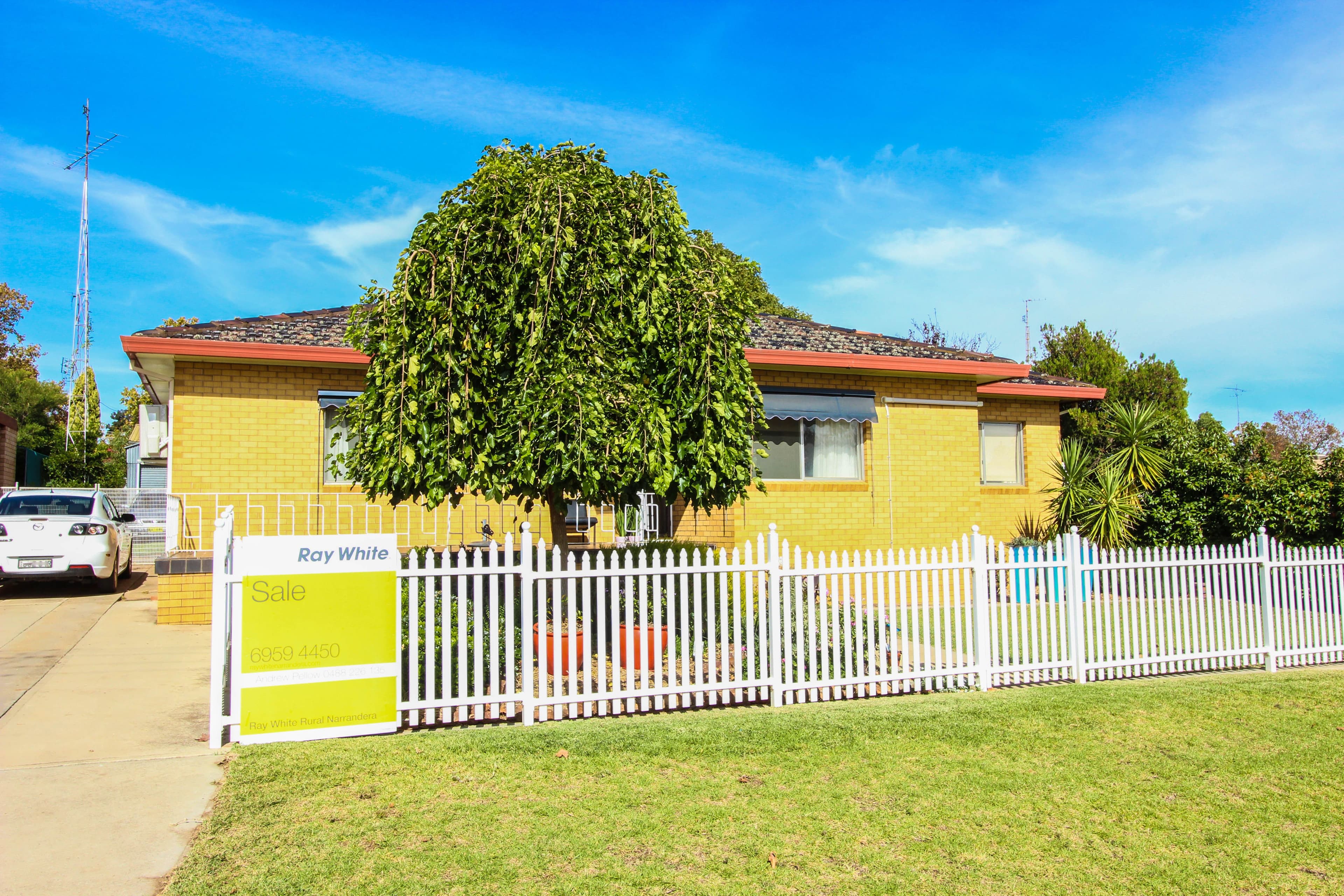 6 Riverine Street, Narrandera - Image 1