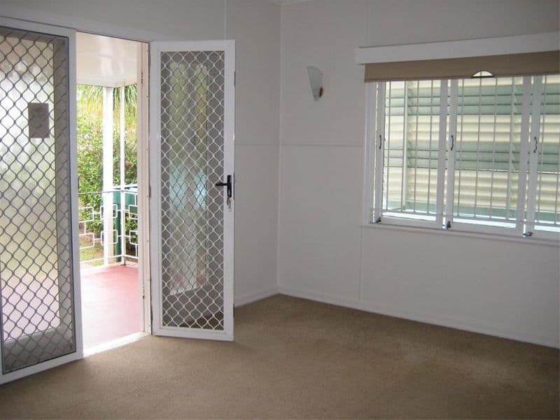 6  Hindon Street, CORINDA QLD 4075, Corinda - Thumbnail 8