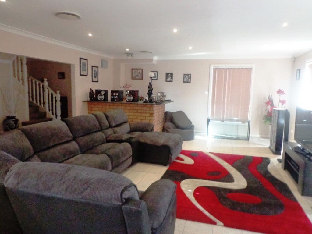 1 Moreton Close, HINCHINBROOK NSW 2168, Hinchinbrook - Thumbnail 6